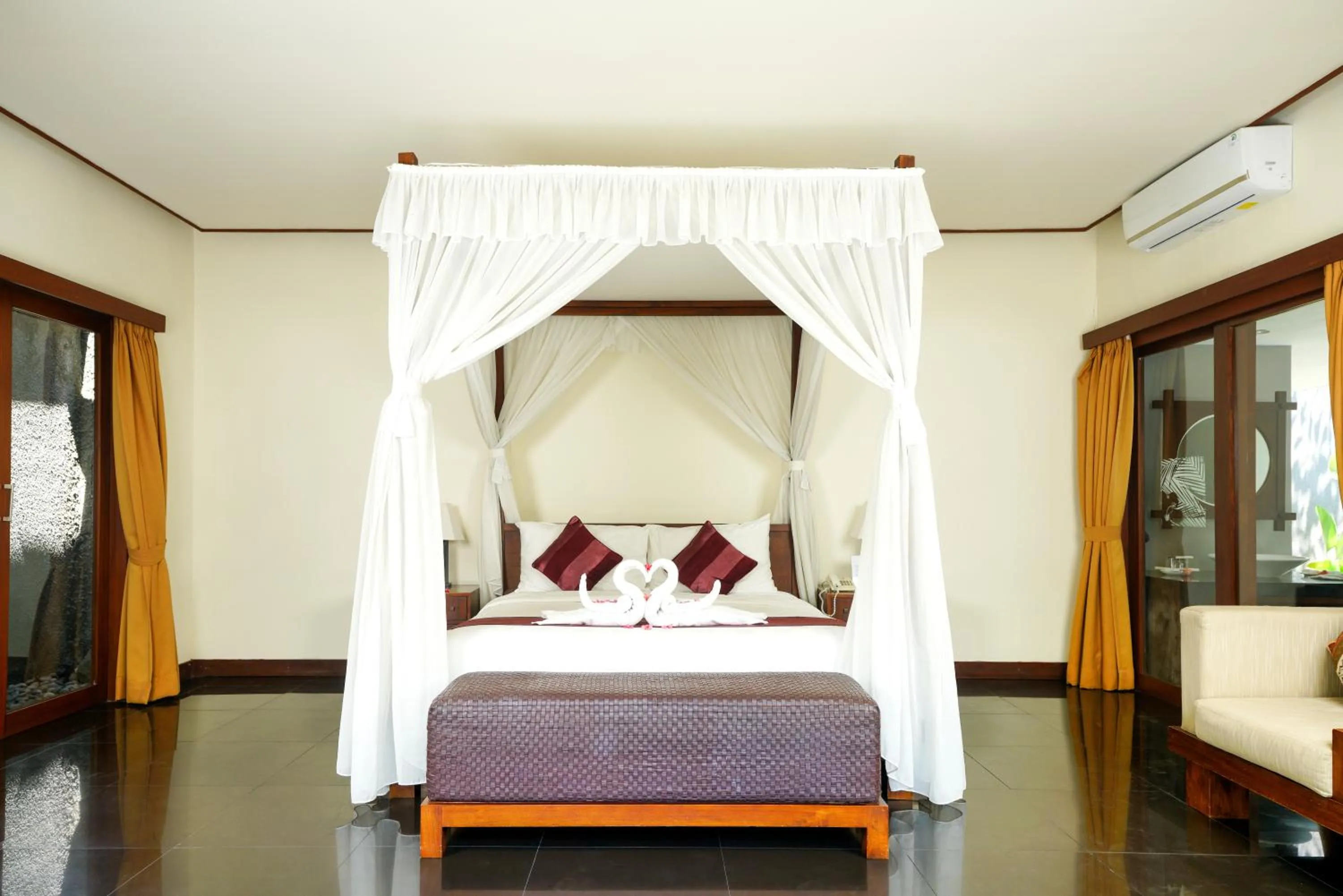 Bed in Bumi Linggah Villas Bali
