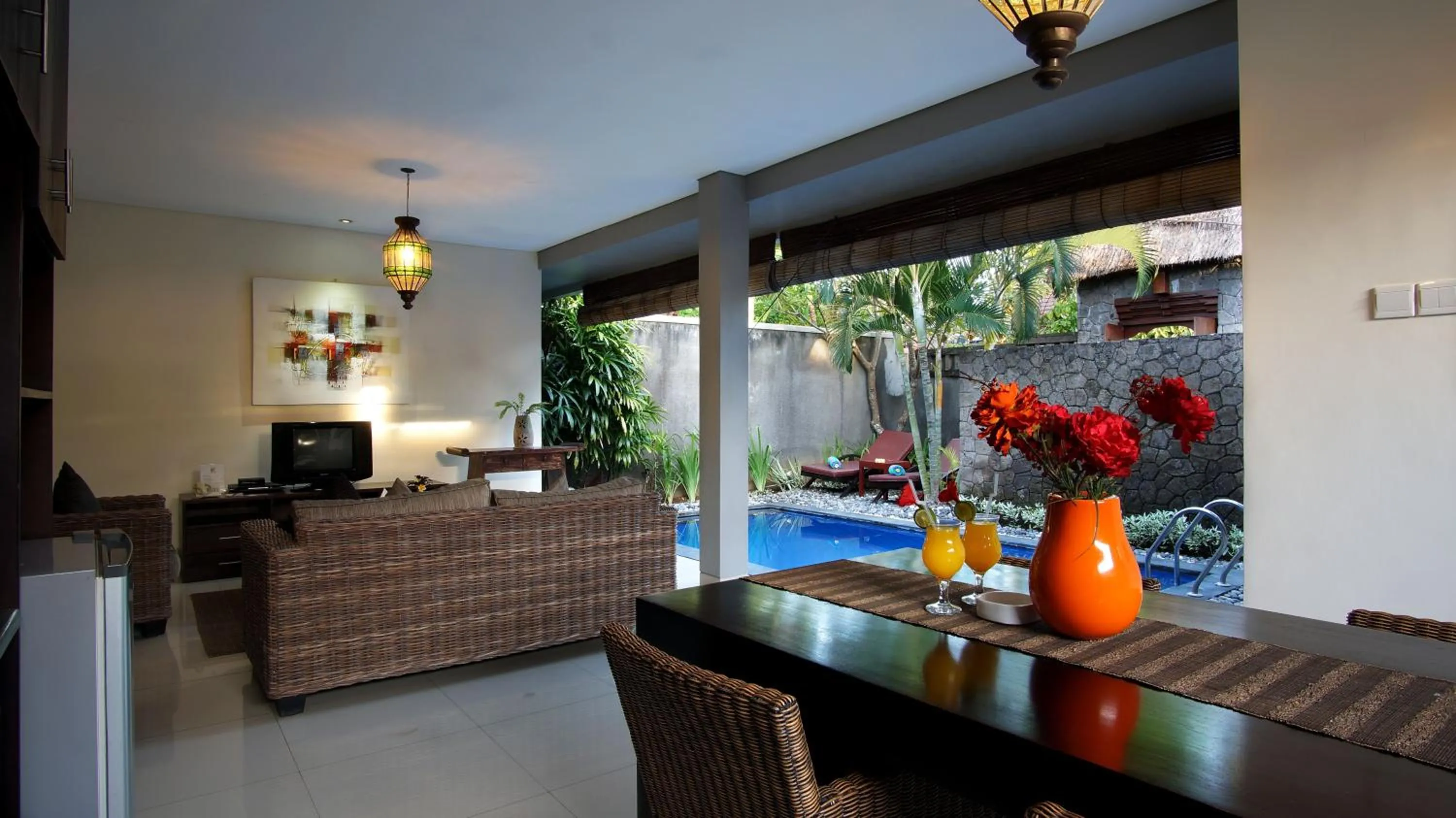 Dining area in Bumi Linggah Villas Bali