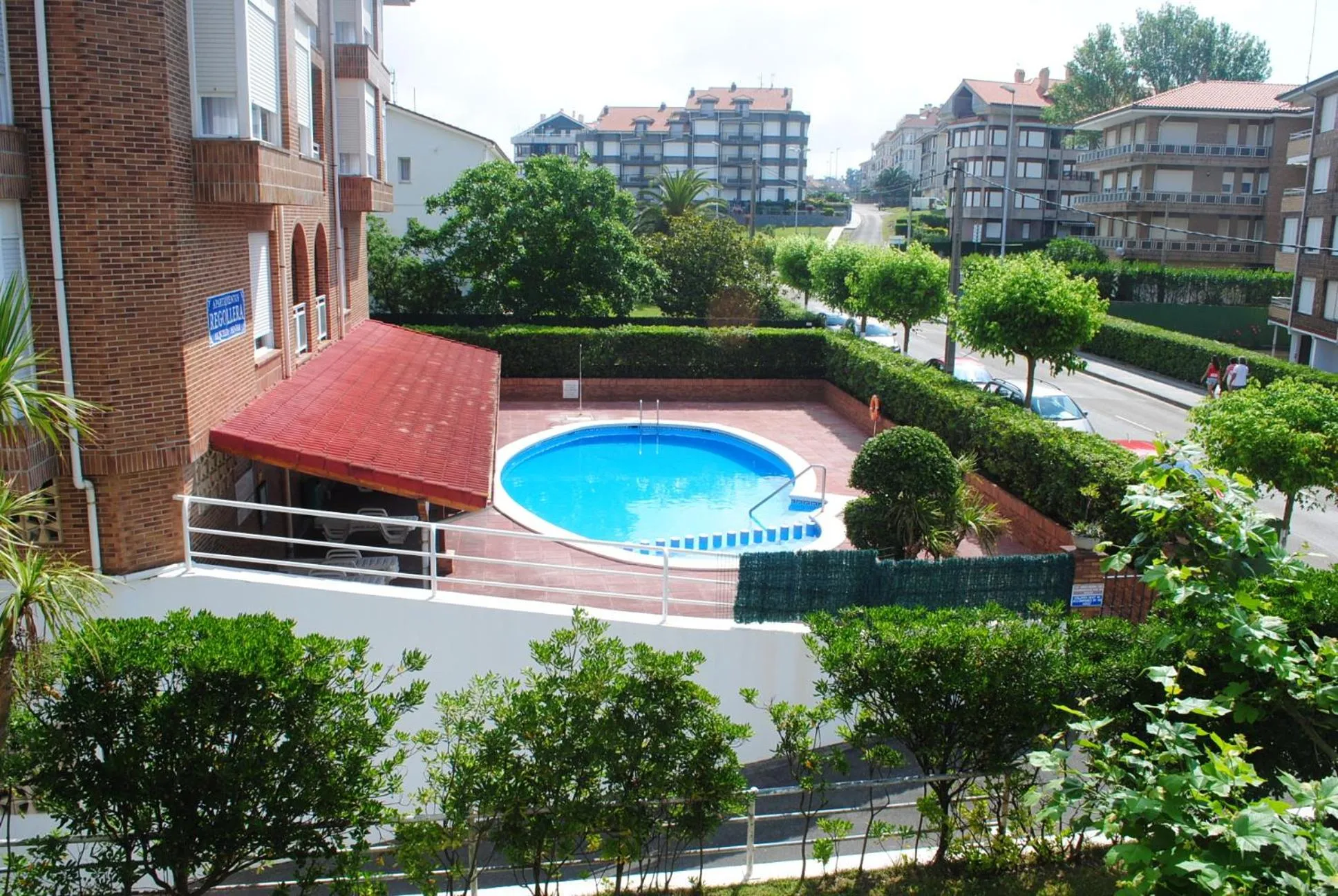 Swimming pool in Apartamentos Regollera