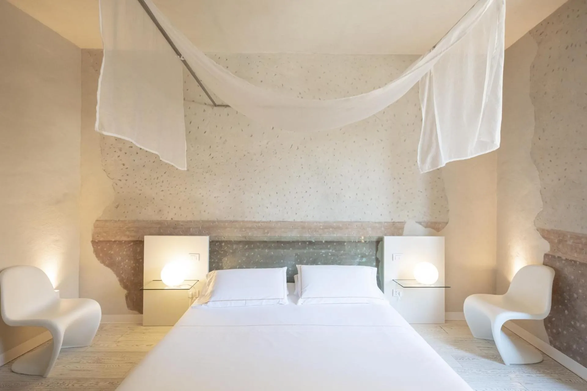 Bed in Scaravelli Residenza