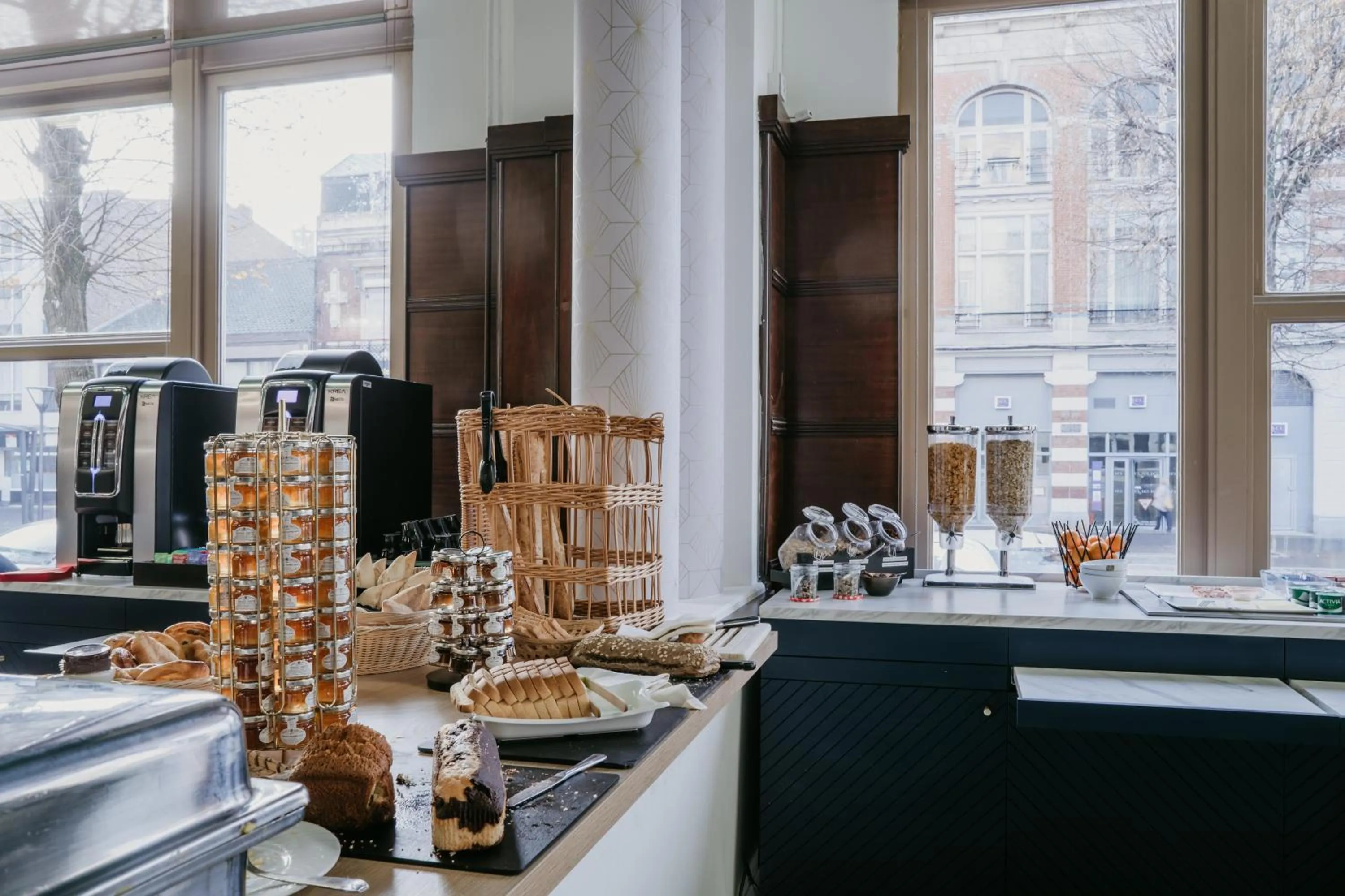 Food and drinks in Le Grand Hotel