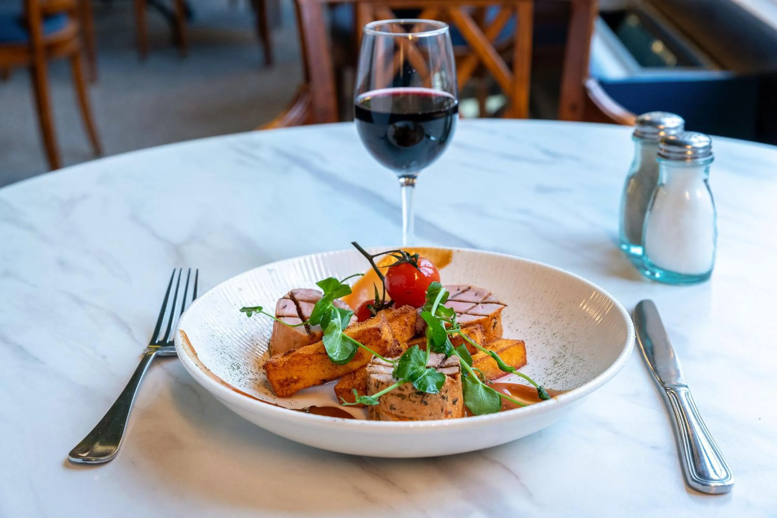 Food and drinks in Grand Hôtel de Valenciennes