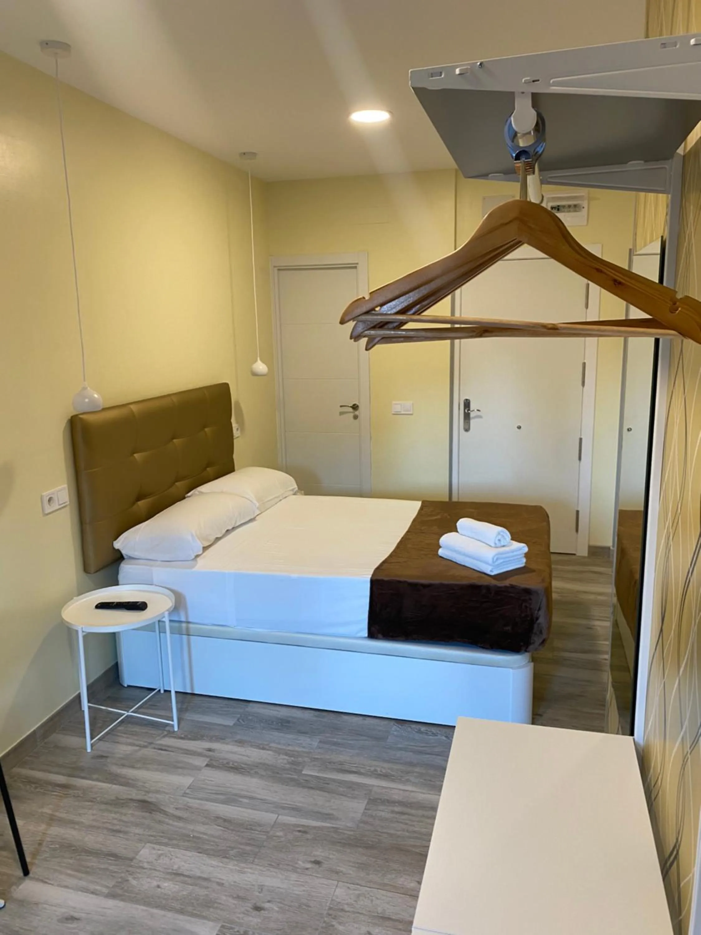 Bed in Hostal Alaska