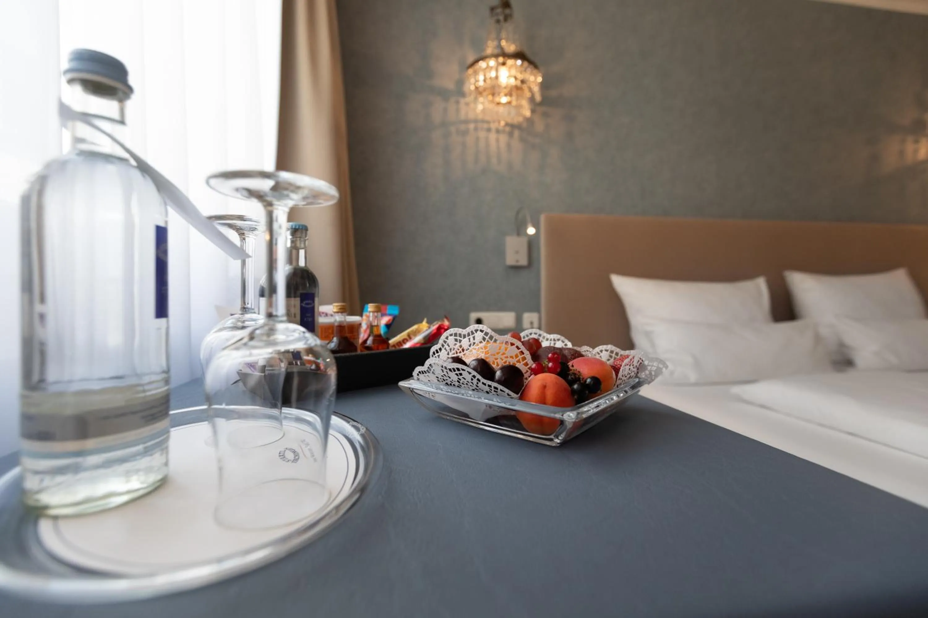 Photo of the whole room, Bed in Hotel an der Oper