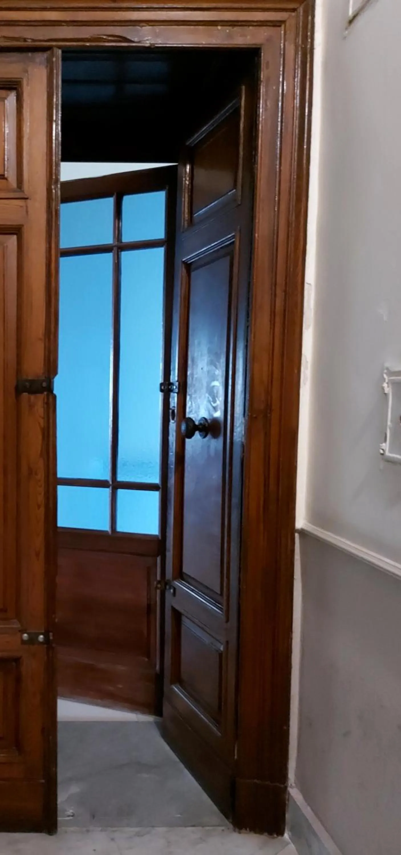 Facade/entrance in R&B Mezzocannone