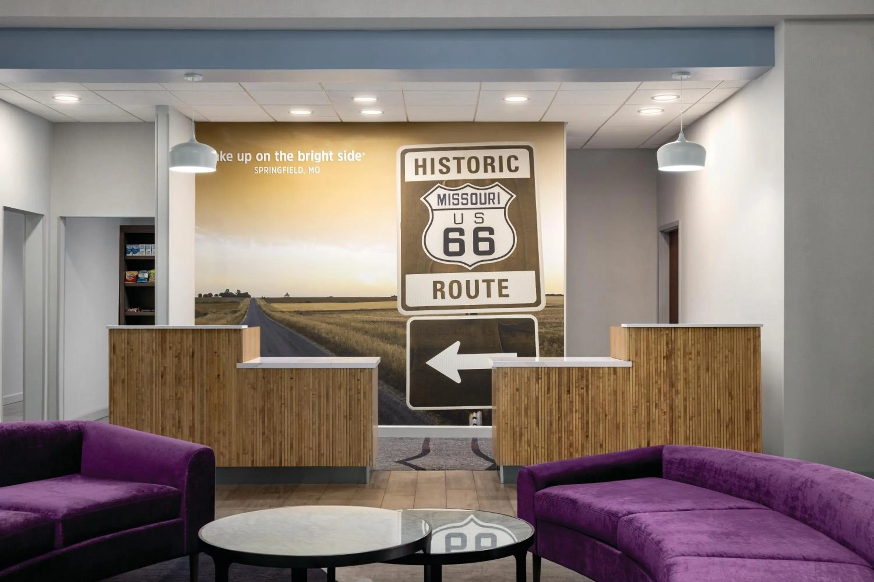 Lobby or reception in La Quinta by Wyndham Springfield Airport Plaza