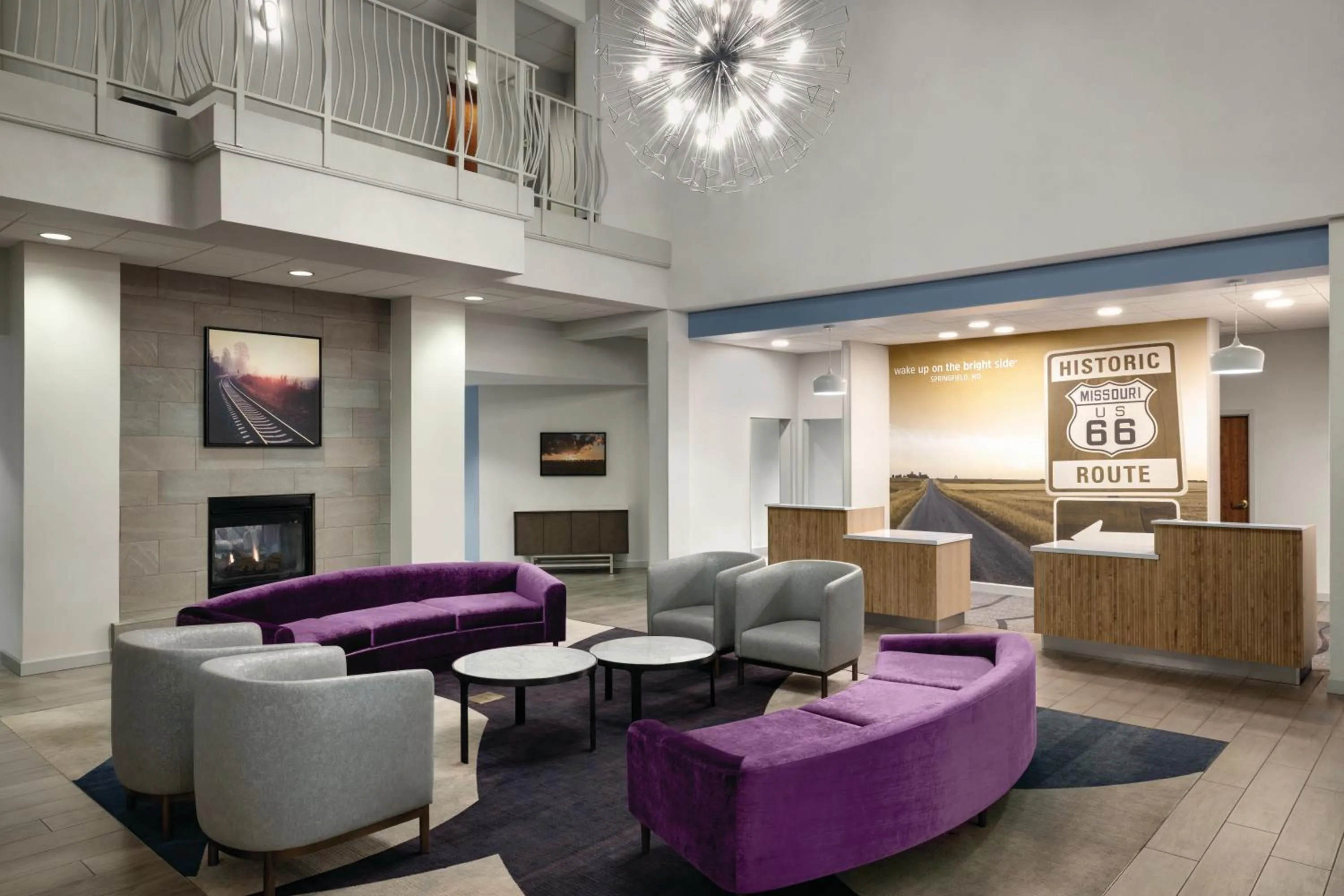 Lobby or reception in La Quinta by Wyndham Springfield Airport Plaza