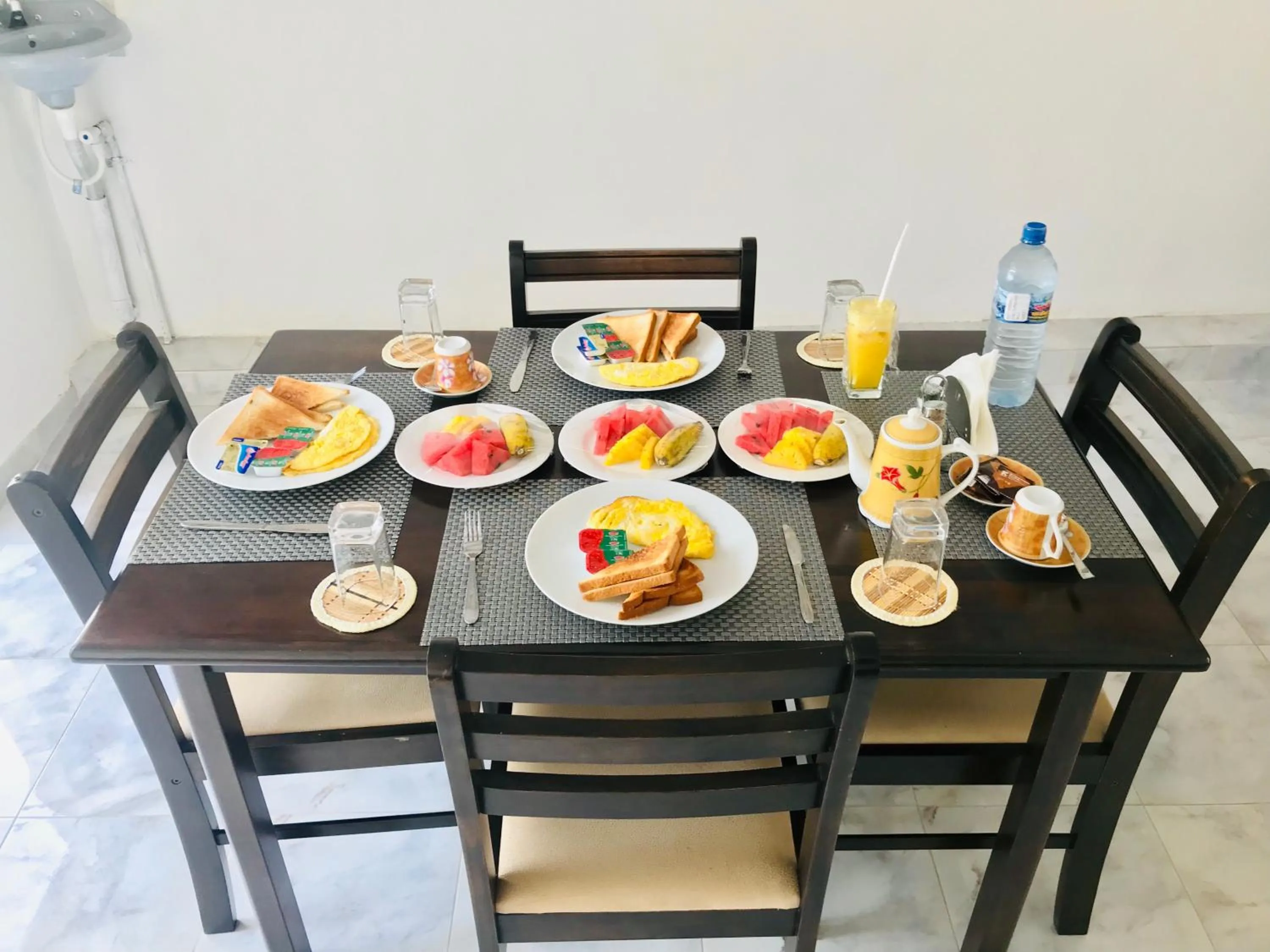 Breakfast in White Villa Airport Transit Hotel