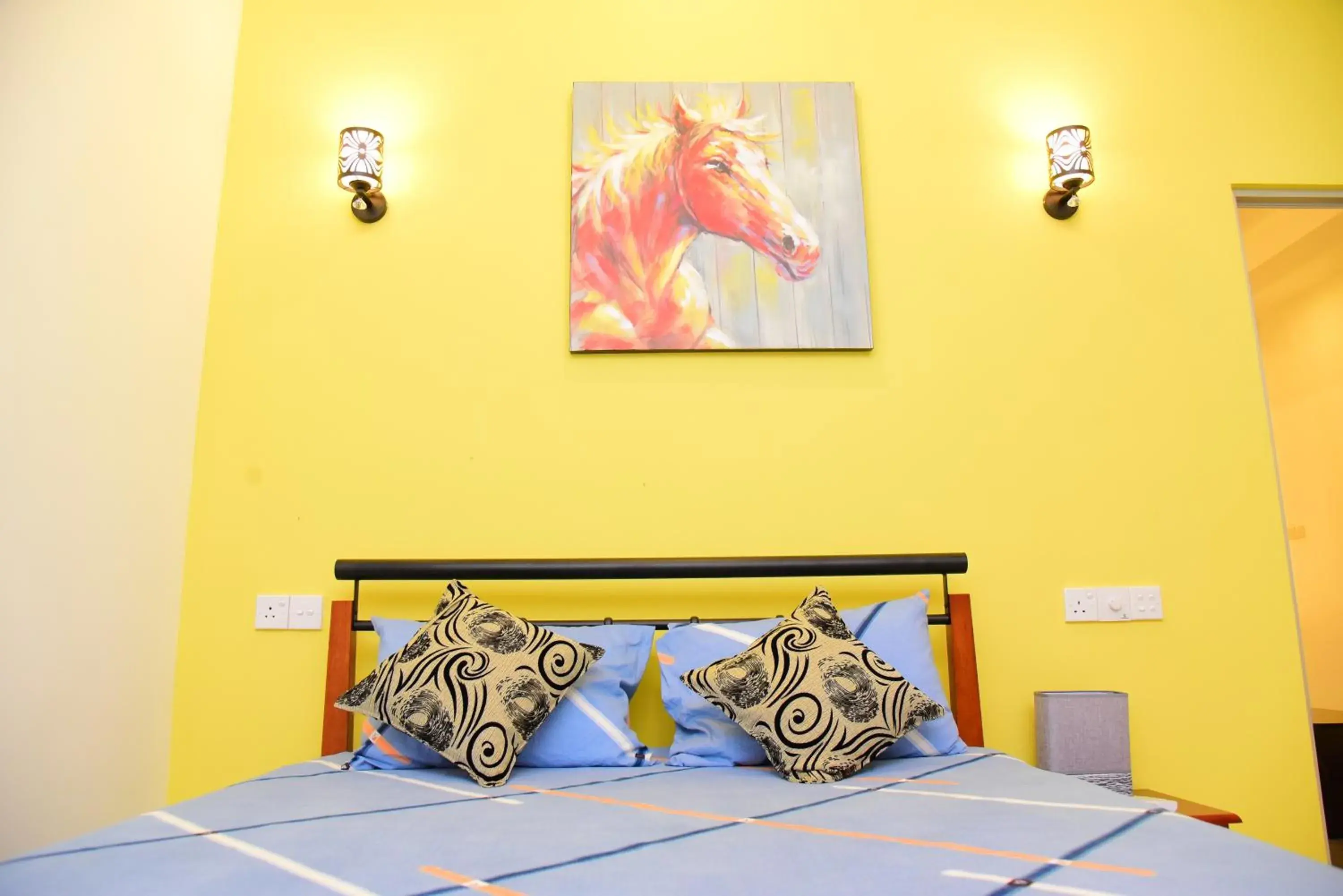 Deluxe King Room Free Airport Transfer - single occupancy in White Villa Airport Transit Hotel Deluxe King Room Free Airport Transfer - single occupancy in White Villa Airport Transit Hotel