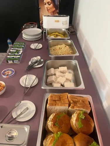 White Villa Airport Transit Hotel