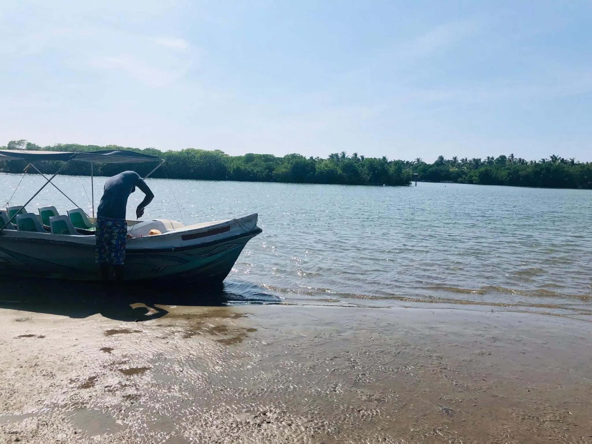 Beach in White Villa Airport Transit Hotel