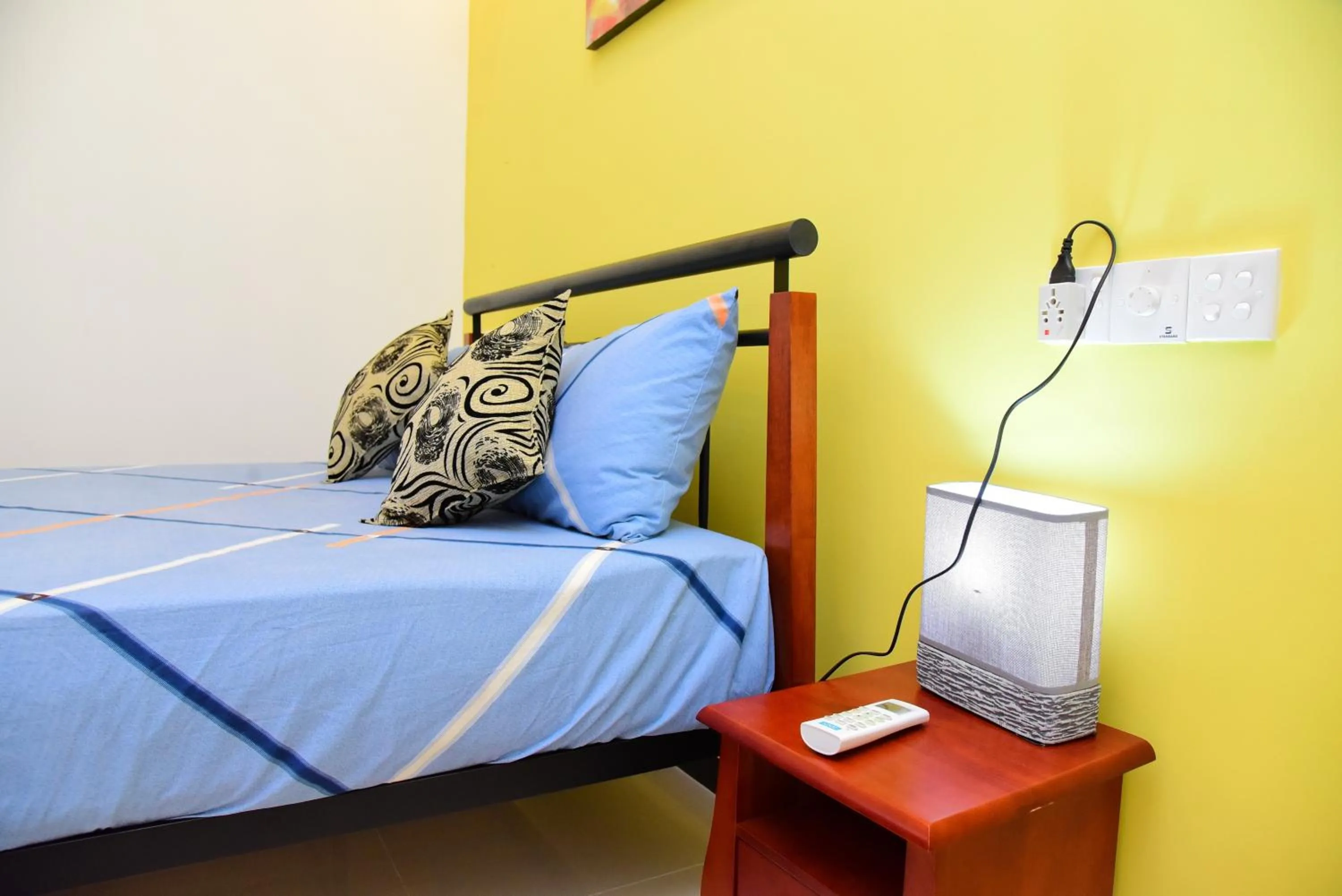 Bedroom, Bed in White Villa Airport Transit Hotel