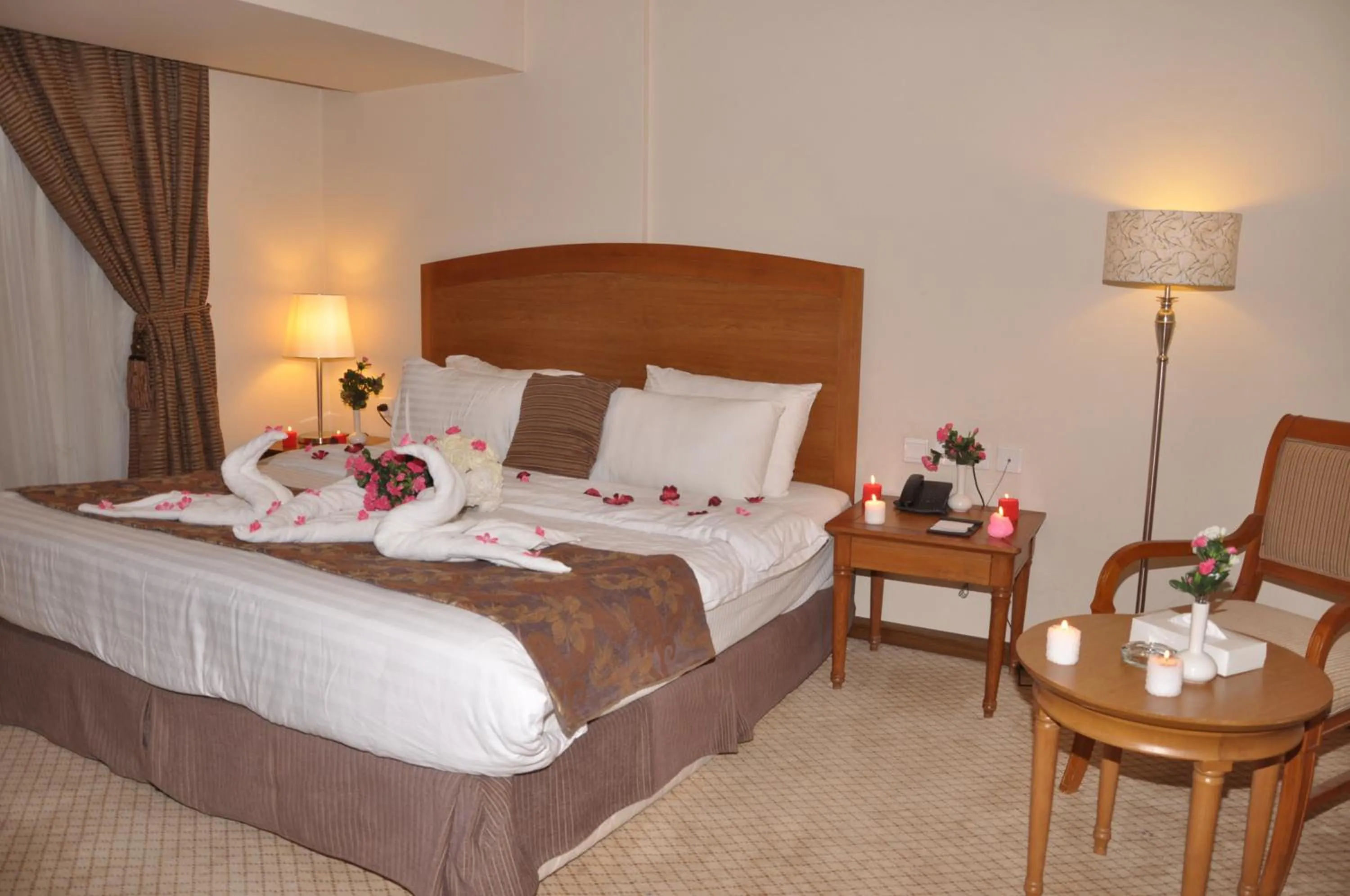 Bedroom, Bed in Reef Al Malaz International Hotel by Al Azmy