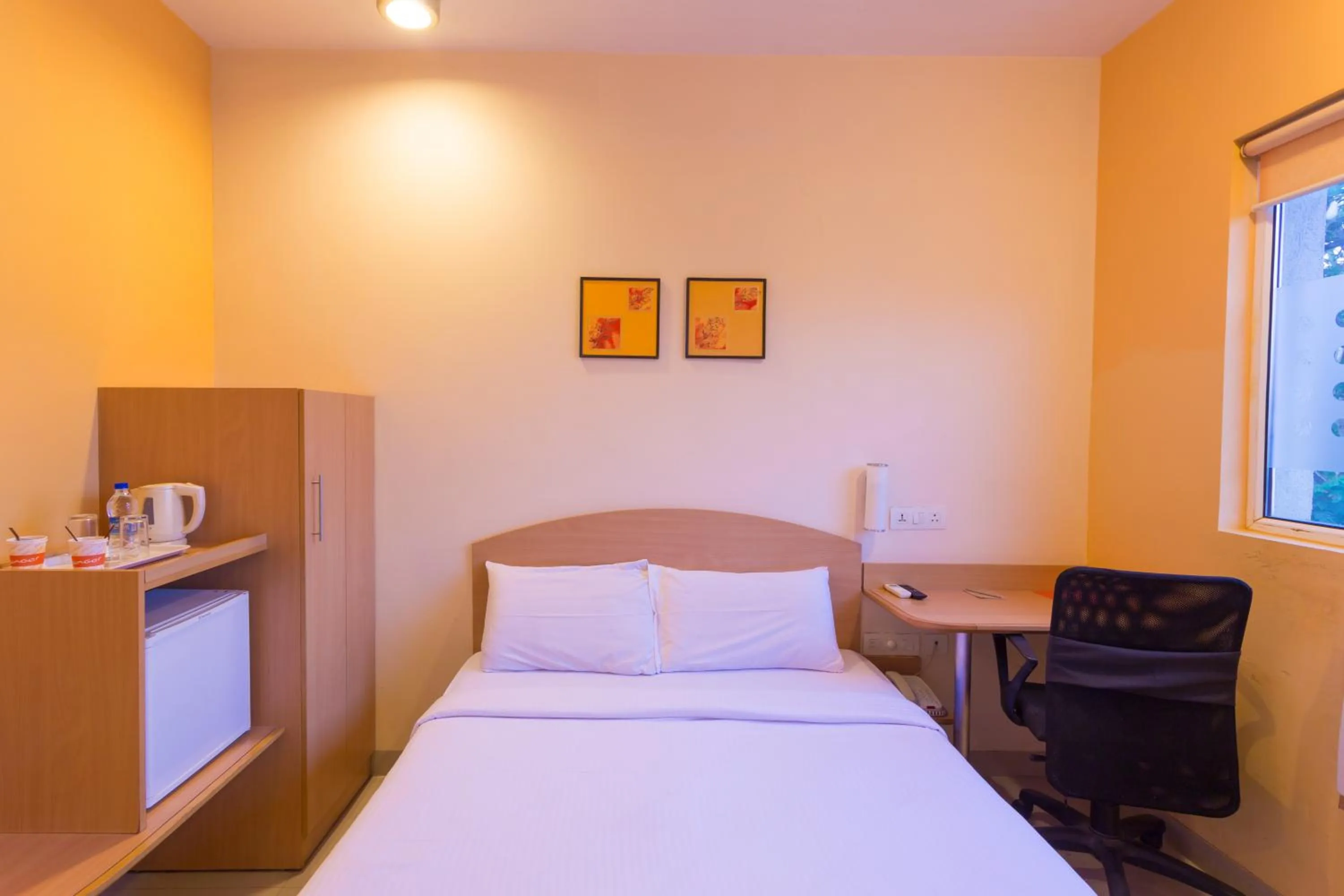 Bed in Ginger Pune - Pimpri