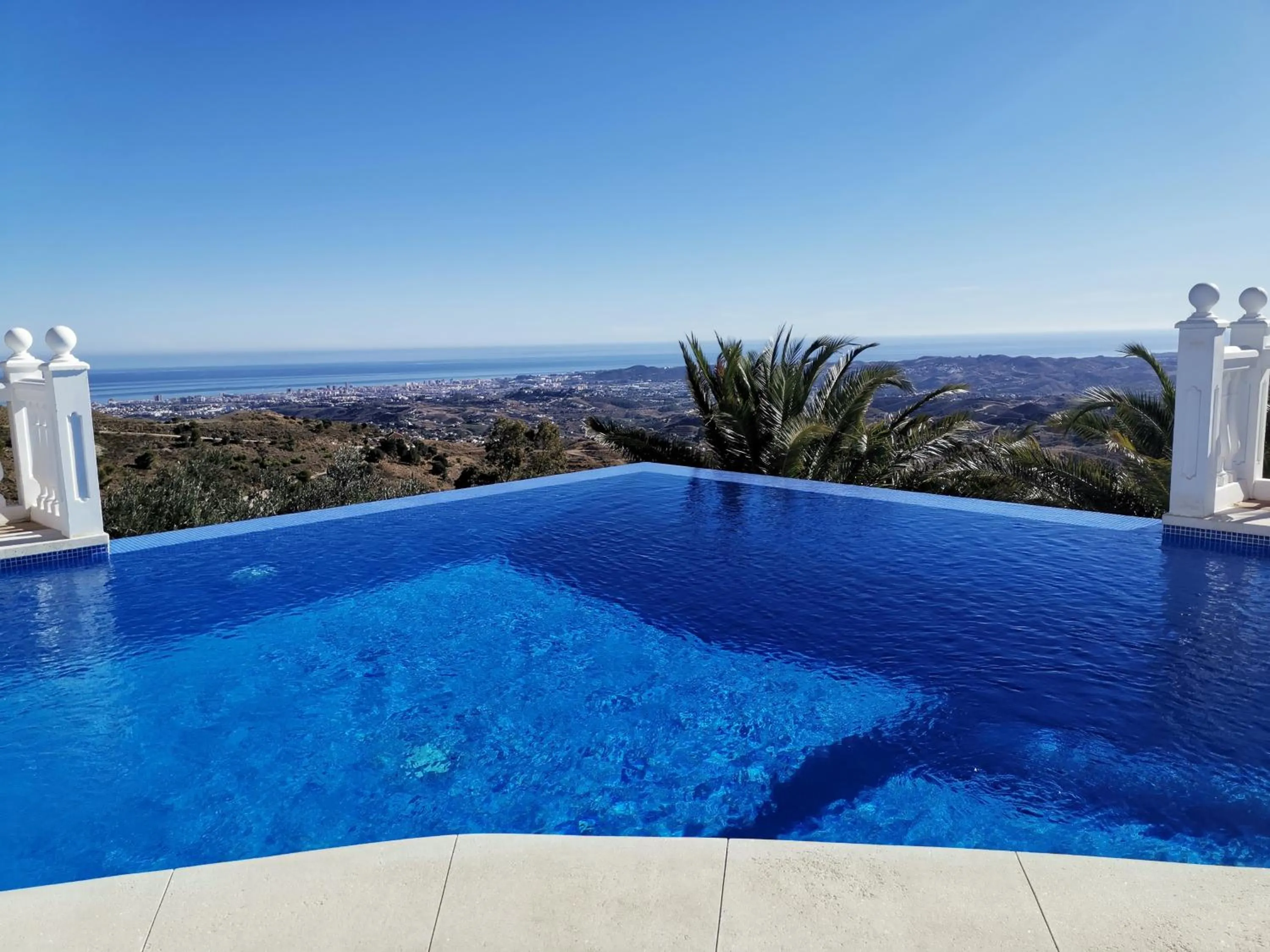 Pool view in Villa Mañana