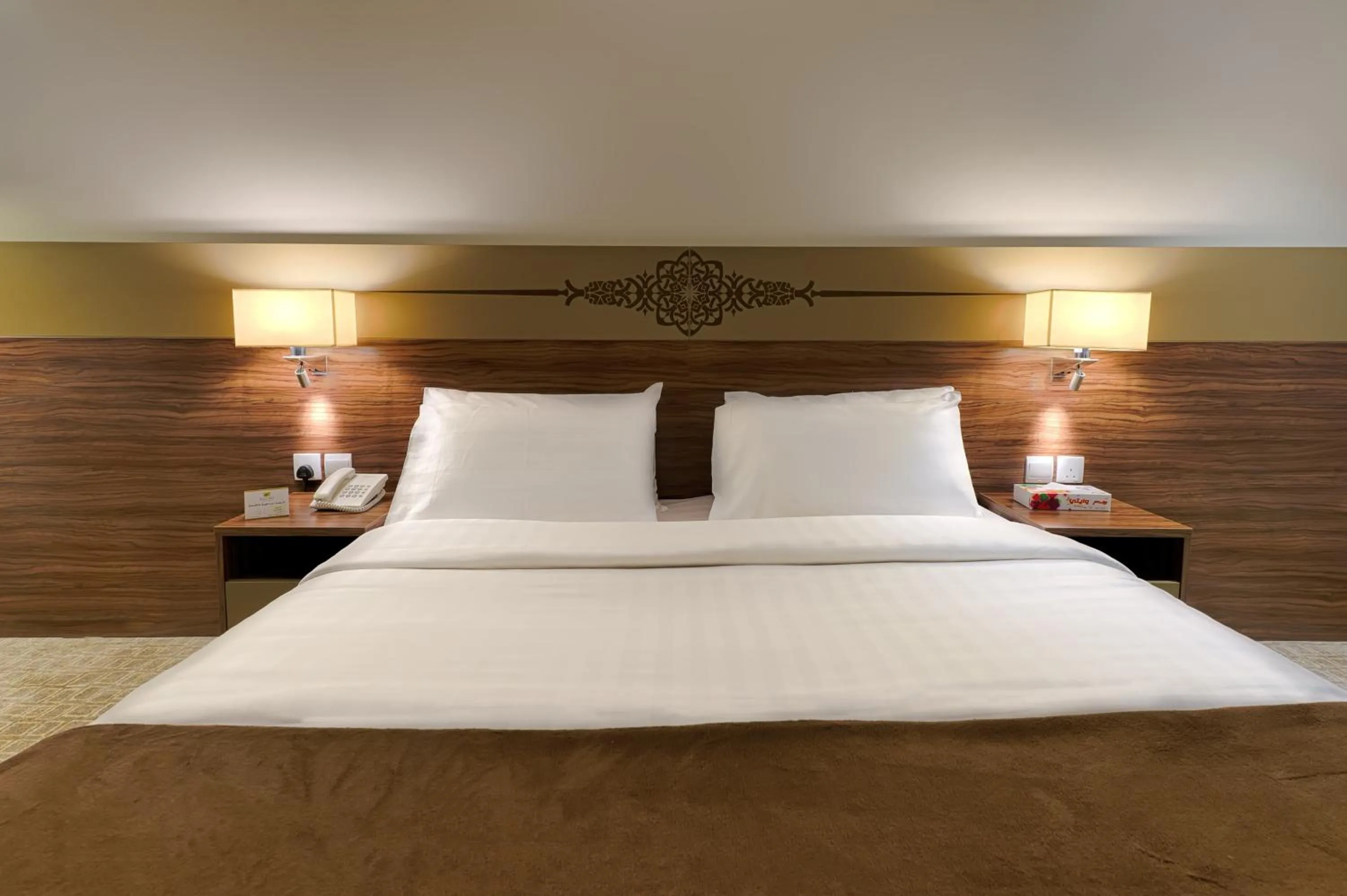 Bedroom, Bed in Snaf Inn ِAzizia Hotel