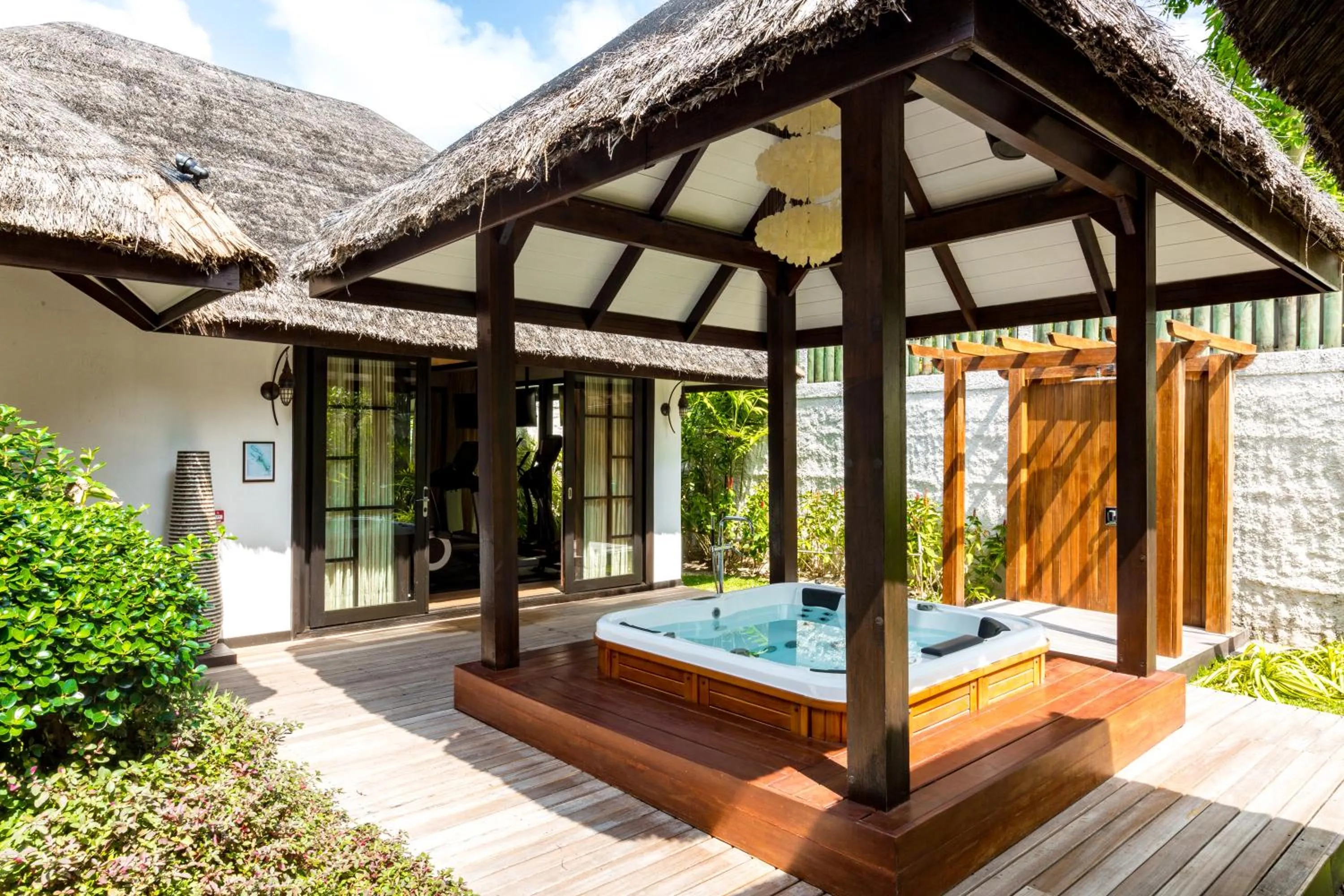 Hot Tub in OZEN RESERVE BOLIFUSHI - Luxury All Inclusive with Free Transfers