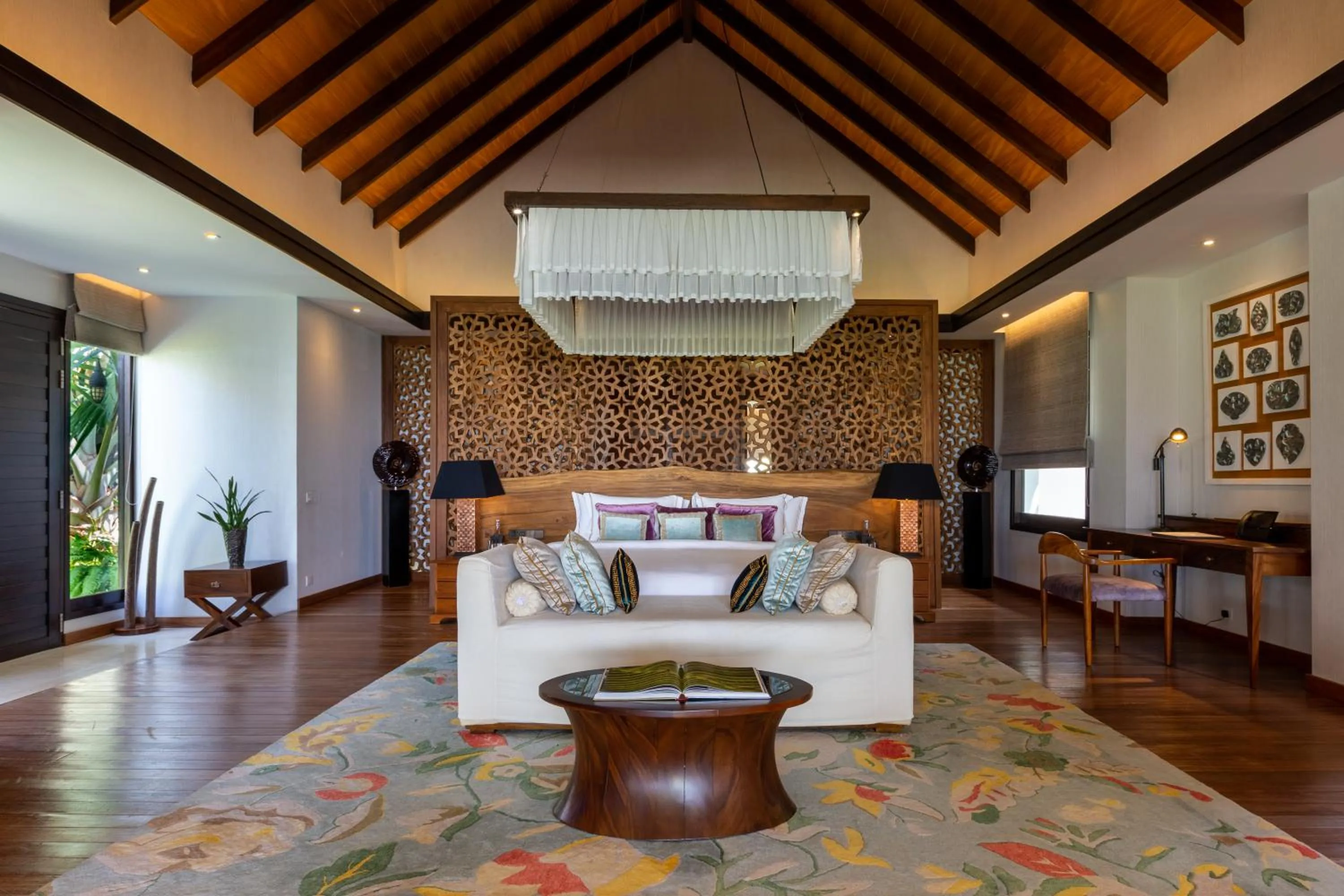 Bedroom in OZEN RESERVE BOLIFUSHI - Luxury All Inclusive with Free Transfers