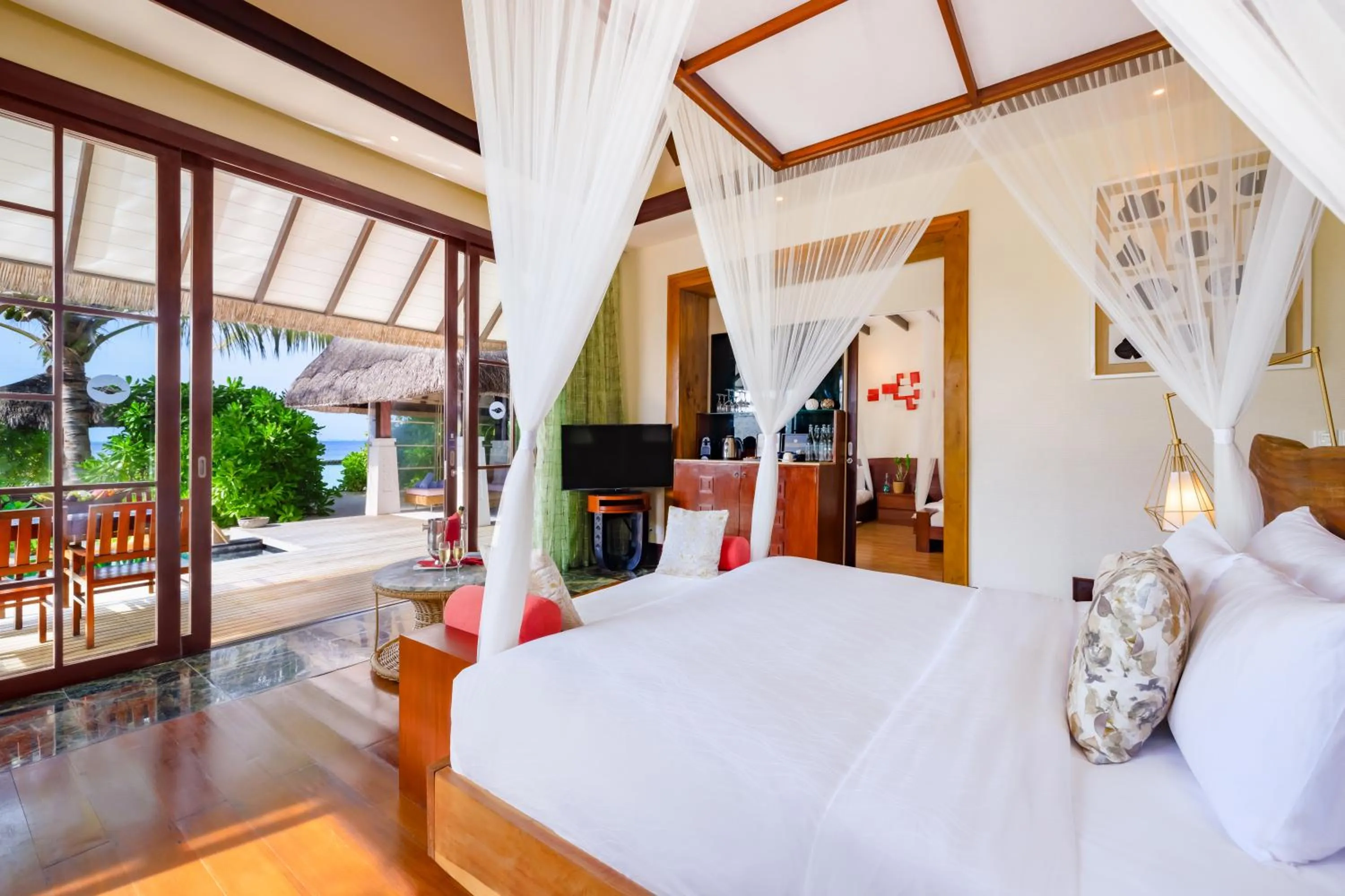 Bed in OZEN RESERVE BOLIFUSHI - Luxury All Inclusive with Free Transfers