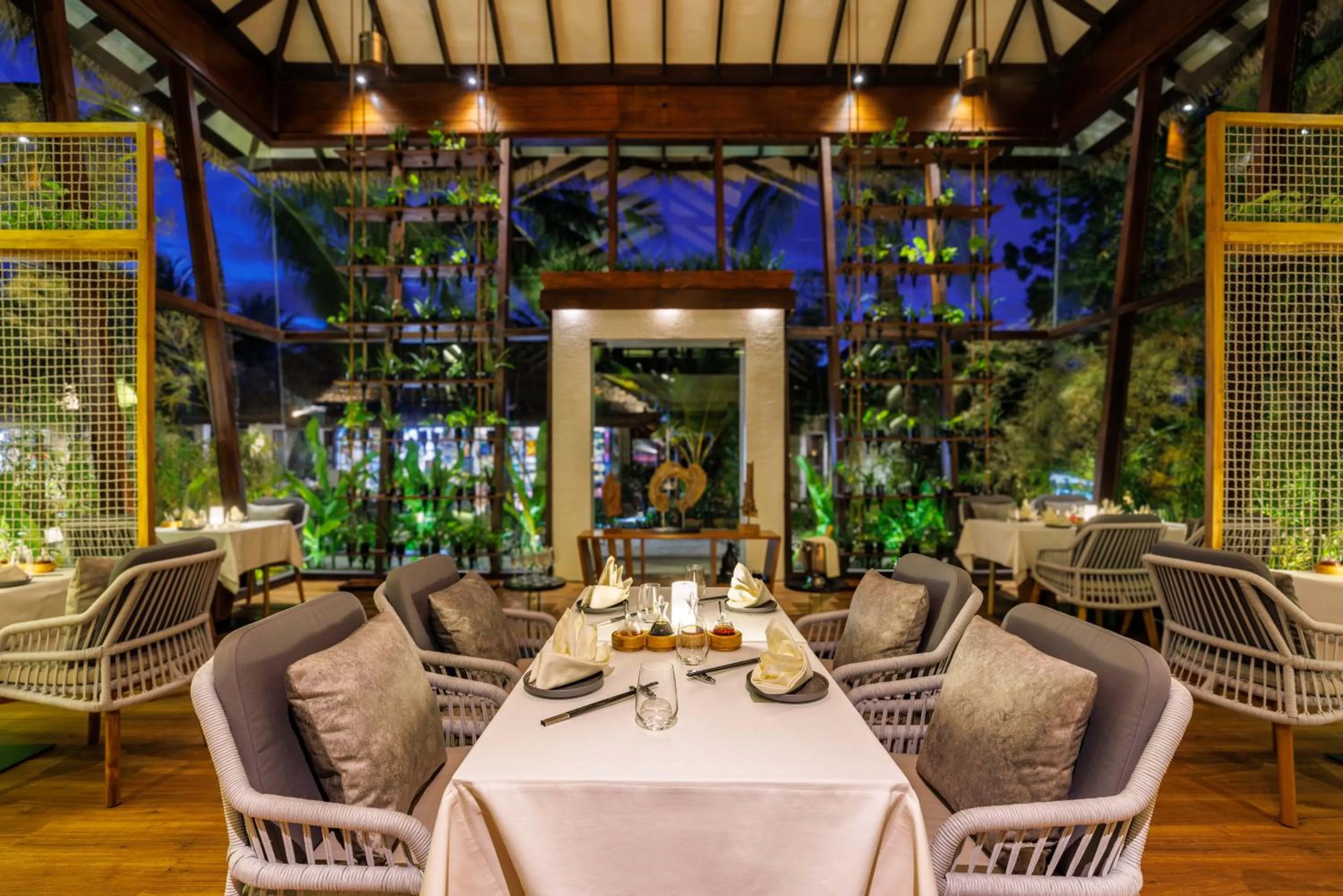 Restaurant/places to eat in OZEN RESERVE BOLIFUSHI - Luxury All Inclusive with Free Transfers