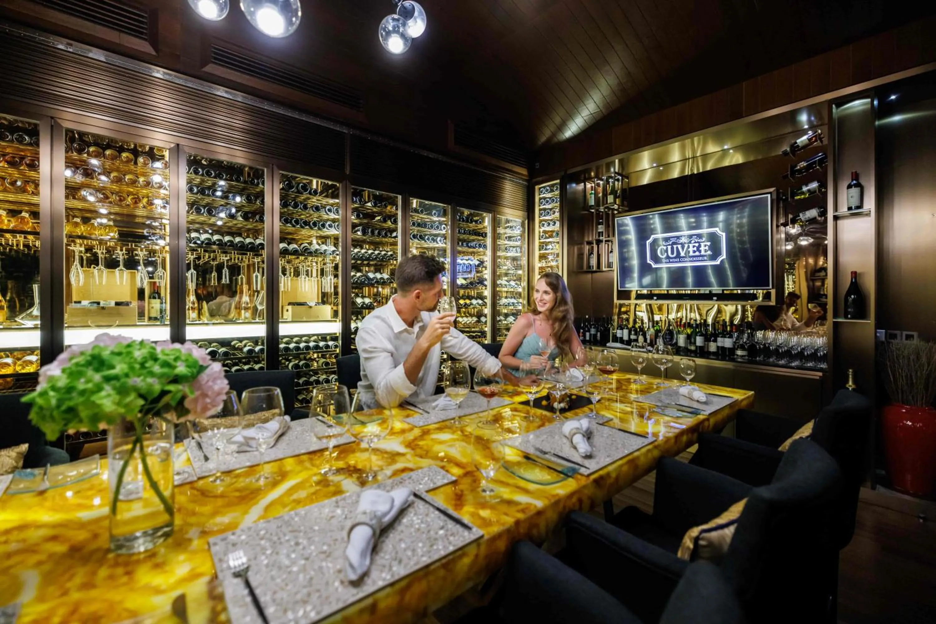 Restaurant/places to eat in OZEN RESERVE BOLIFUSHI - Luxury All Inclusive with Free Transfers