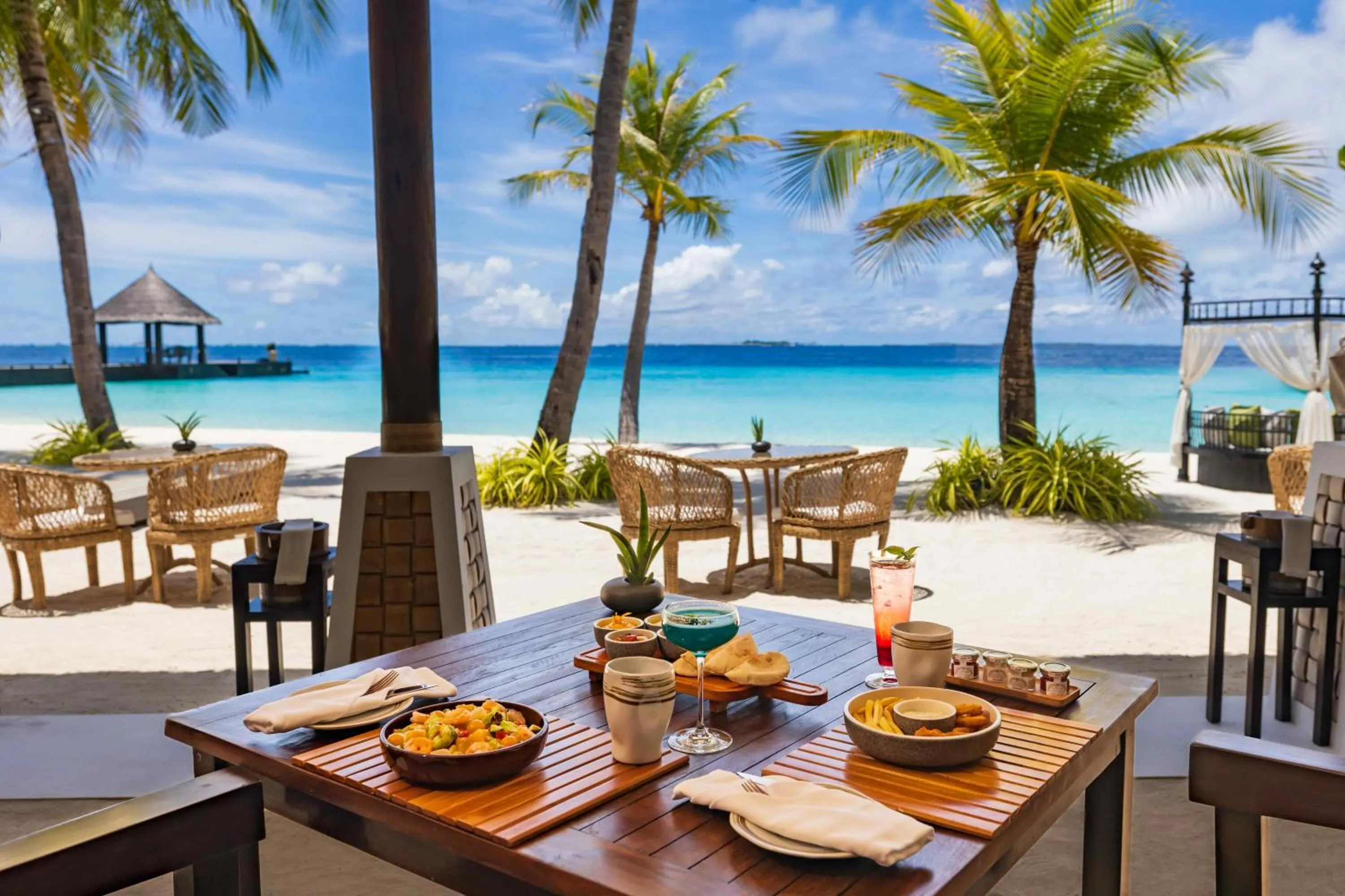 Food and drinks in OZEN RESERVE BOLIFUSHI - Luxury All Inclusive with Free Transfers