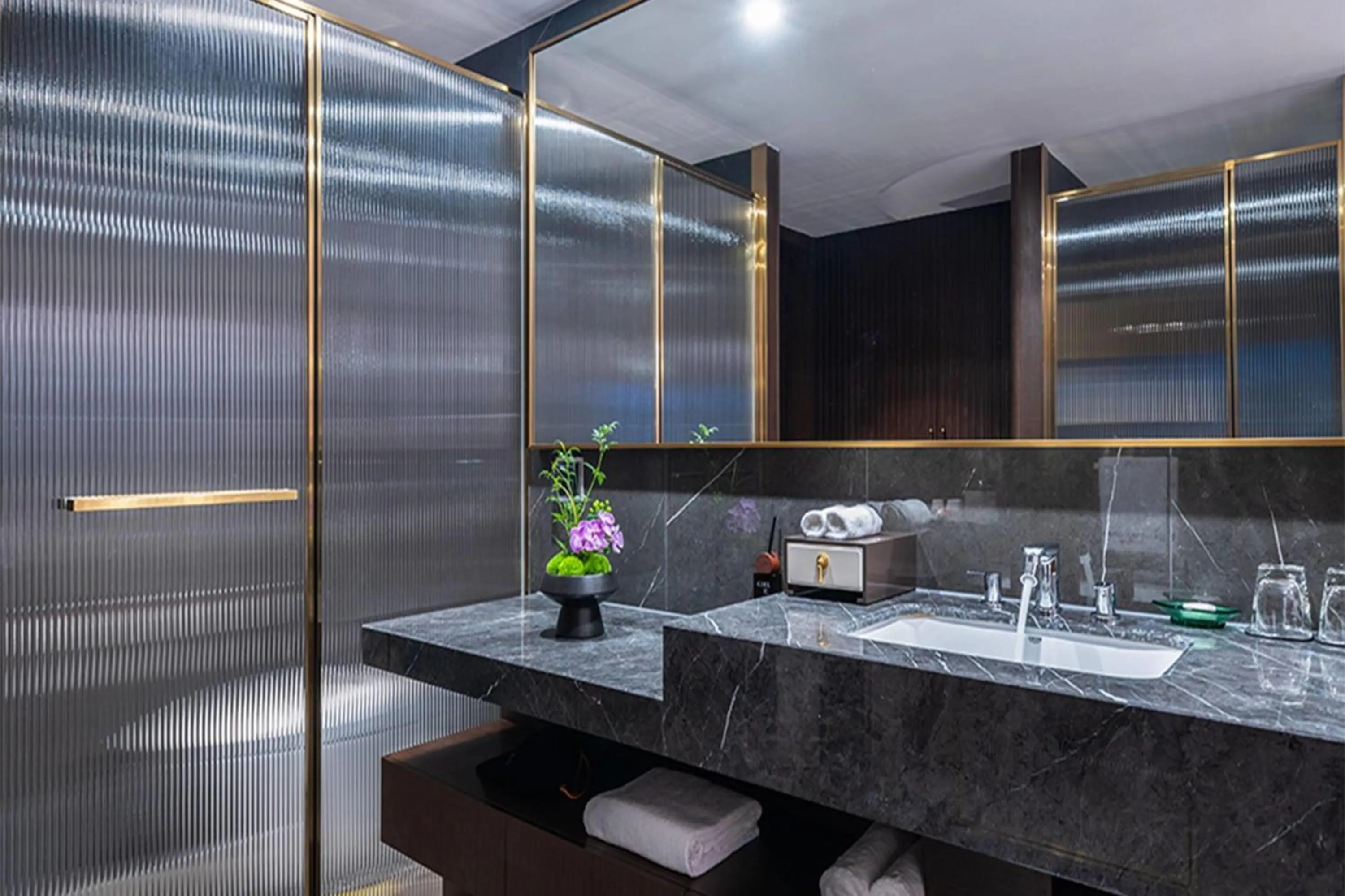 Bathroom in Wyndham Grand Plaza Royale Ningbo