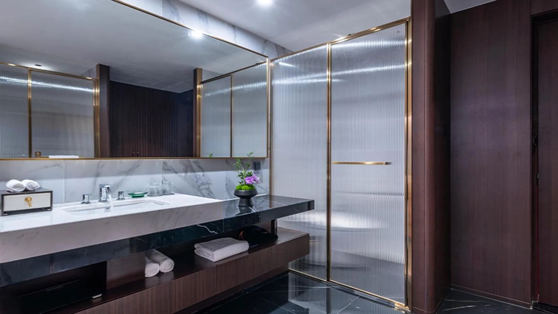 Bathroom in Wyndham Grand Plaza Royale Ningbo