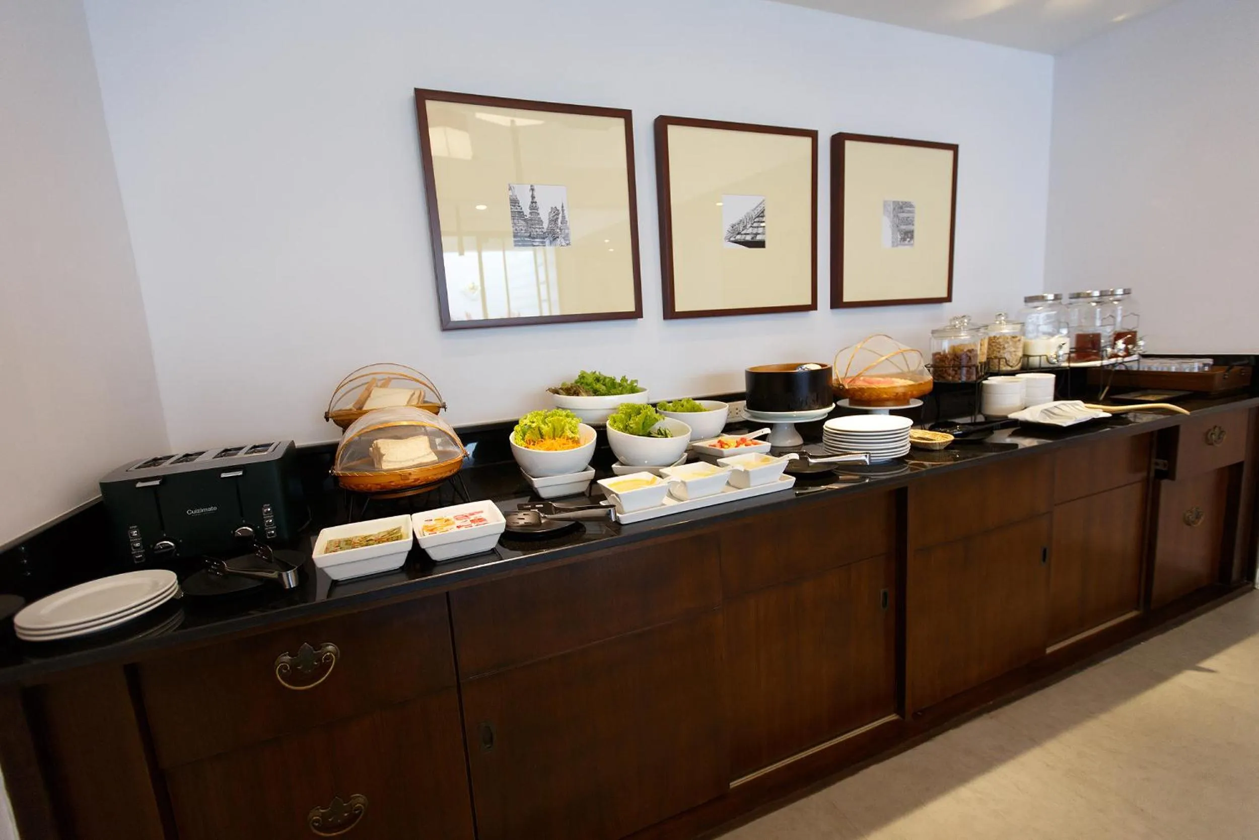 Restaurant/places to eat in Villa Lantara Chiangmai