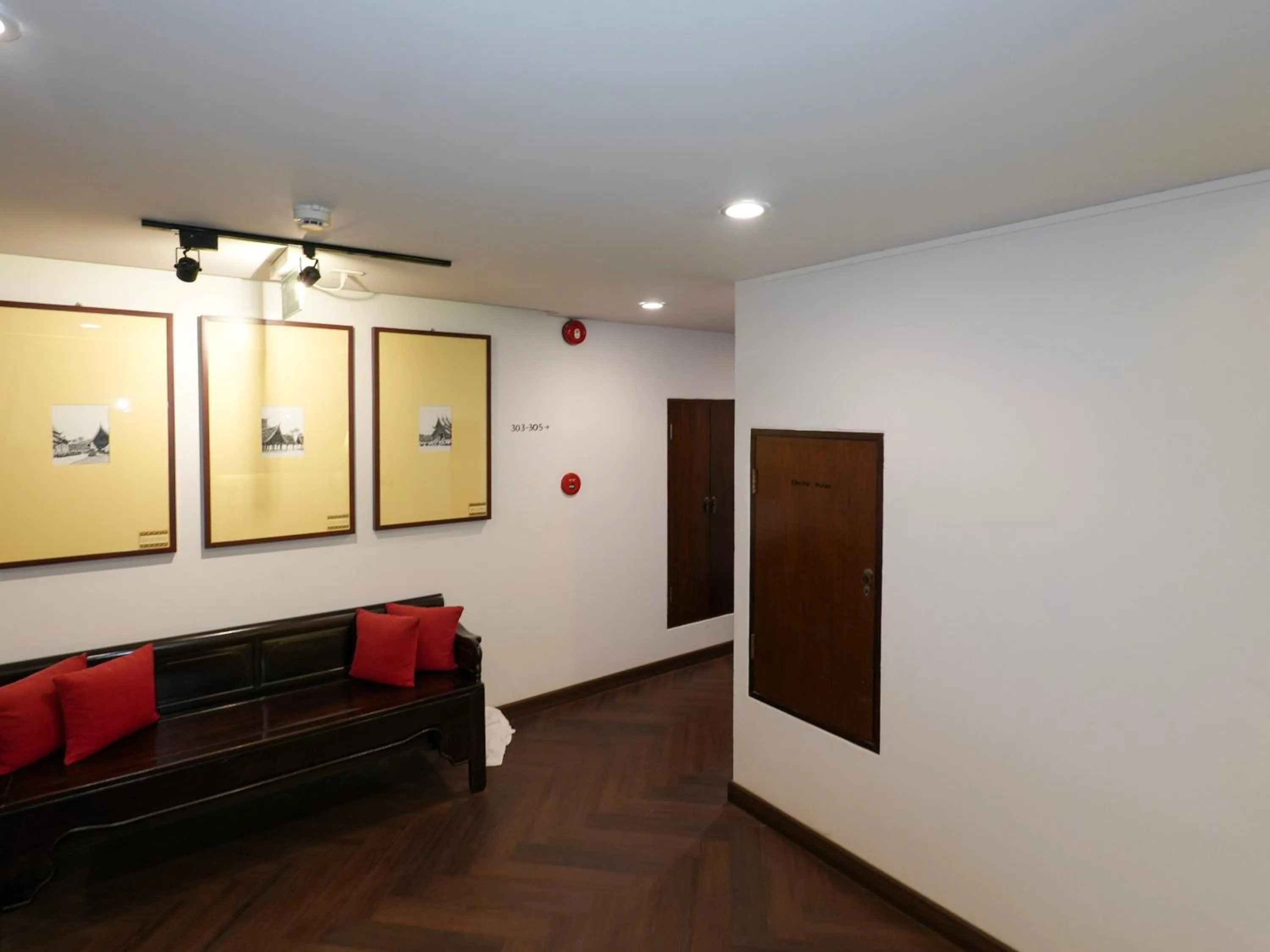 Seating area in Villa Lantara Chiangmai