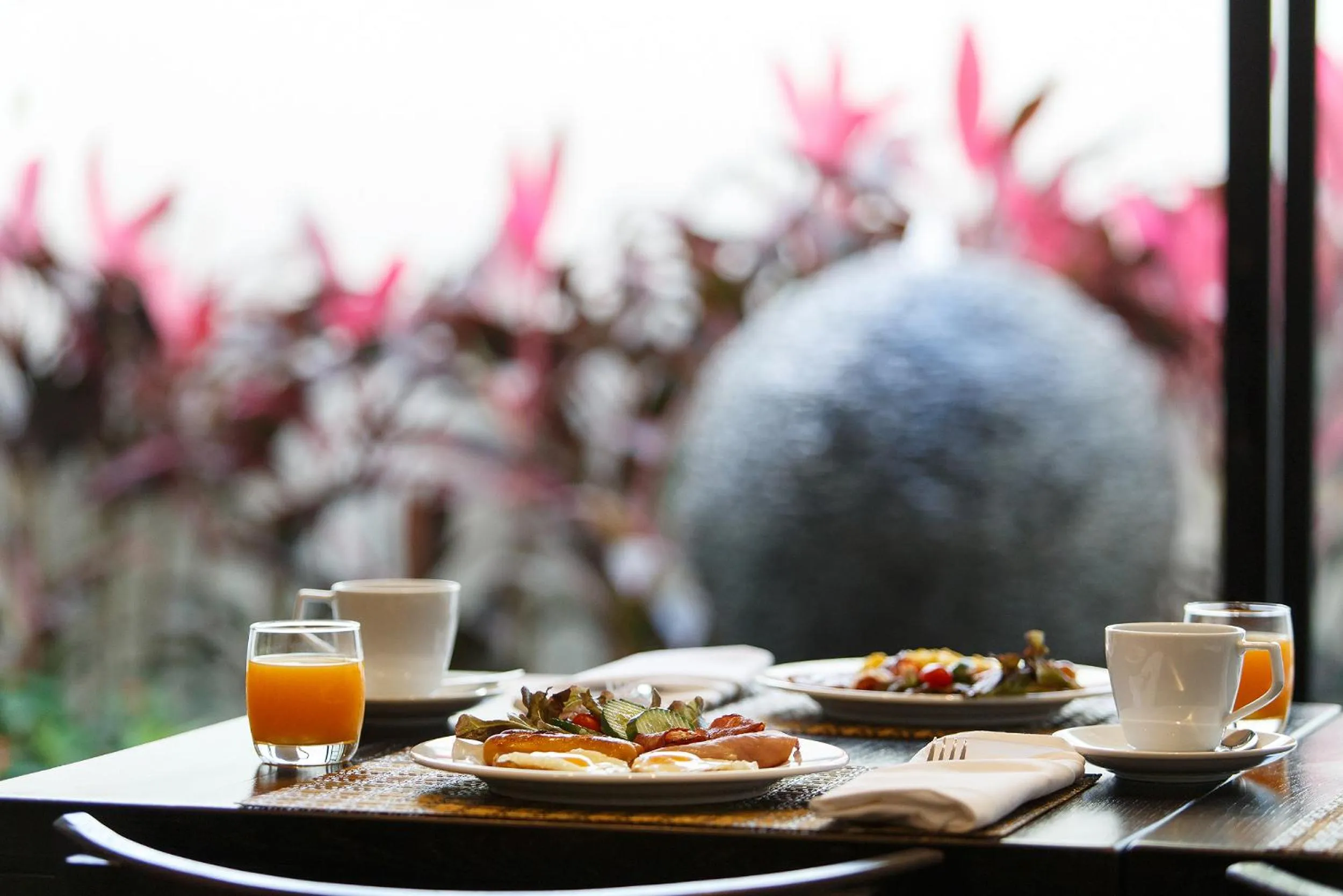 Food and drinks in Villa Lantara Chiangmai