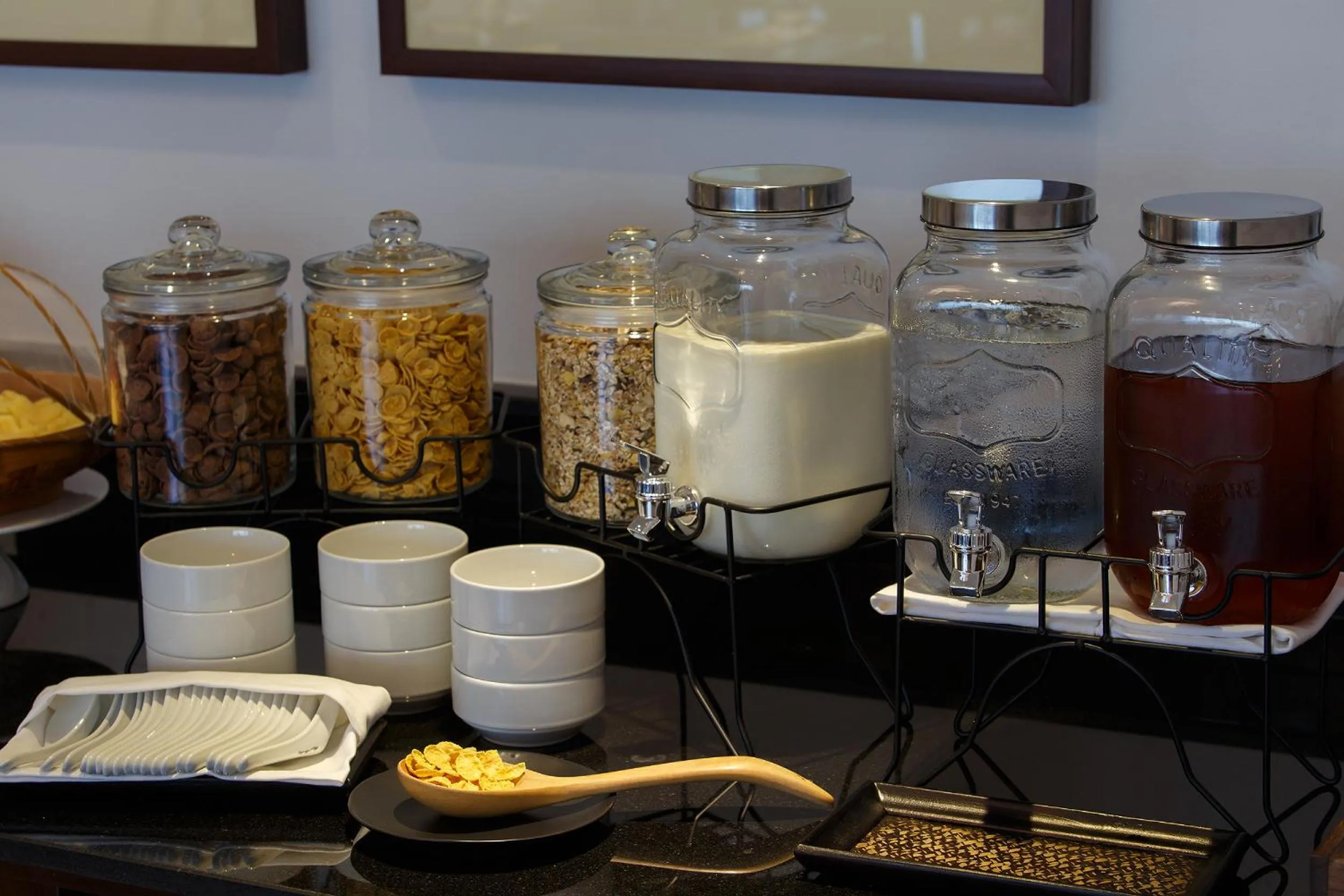 Restaurant/places to eat in Villa Lantara Chiangmai