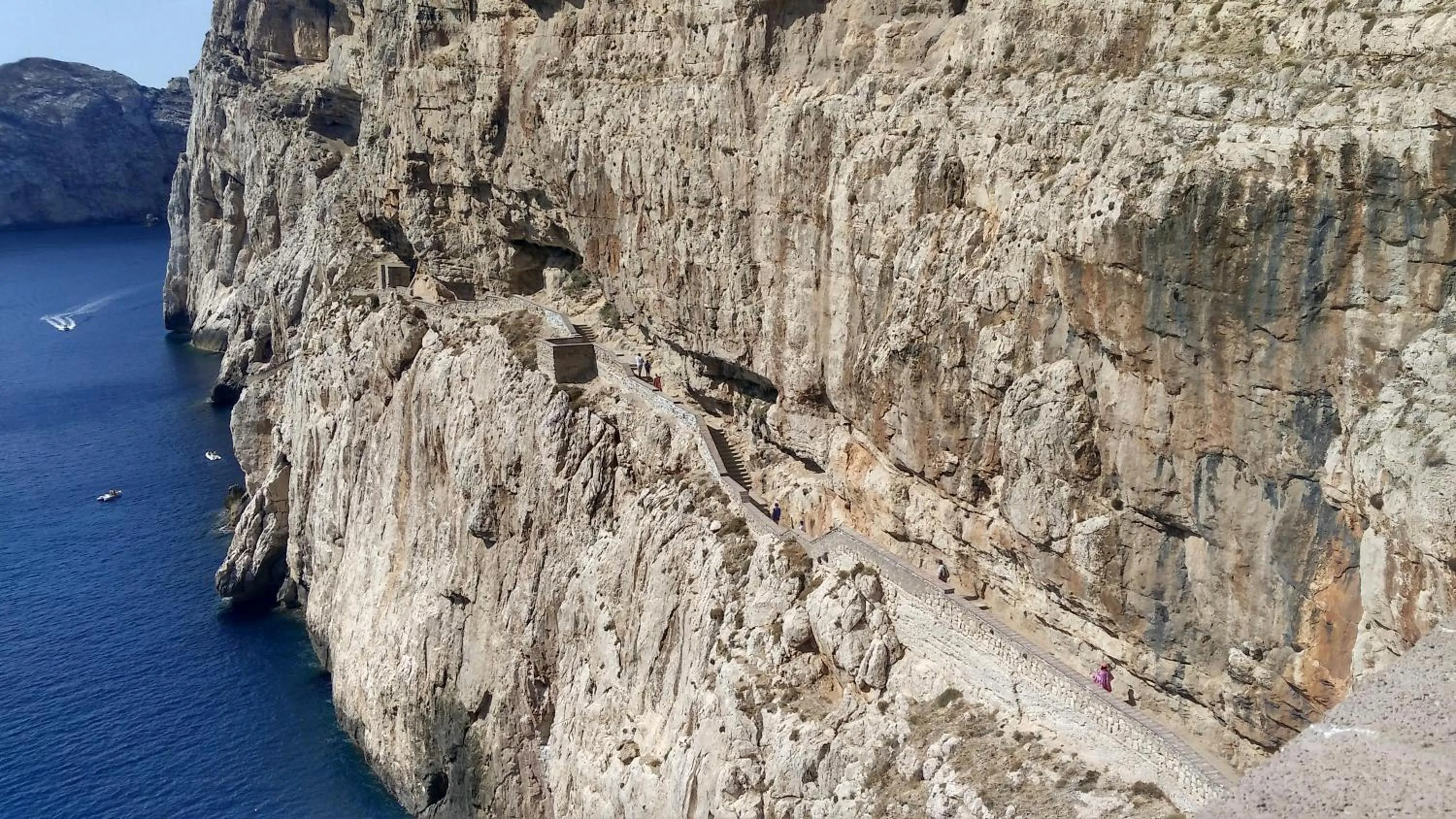 Hiking in Alghero Roof Garden