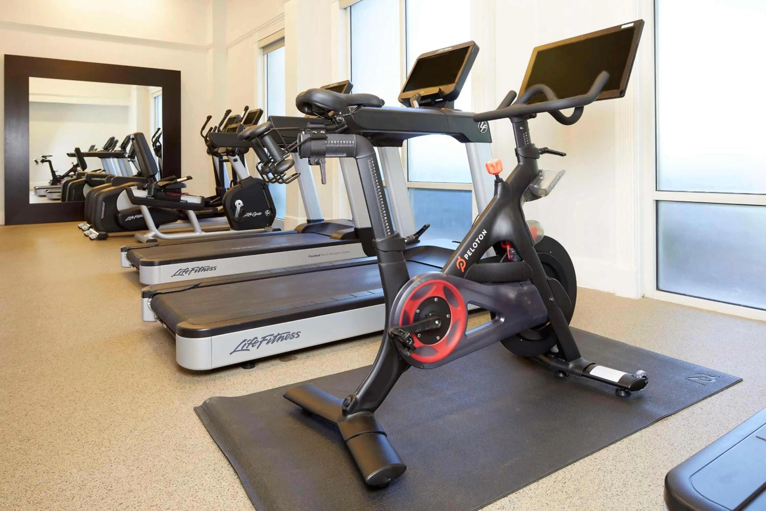 Fitness centre/facilities in DoubleTree by Hilton Atlanta/Roswell - Alpharetta Area