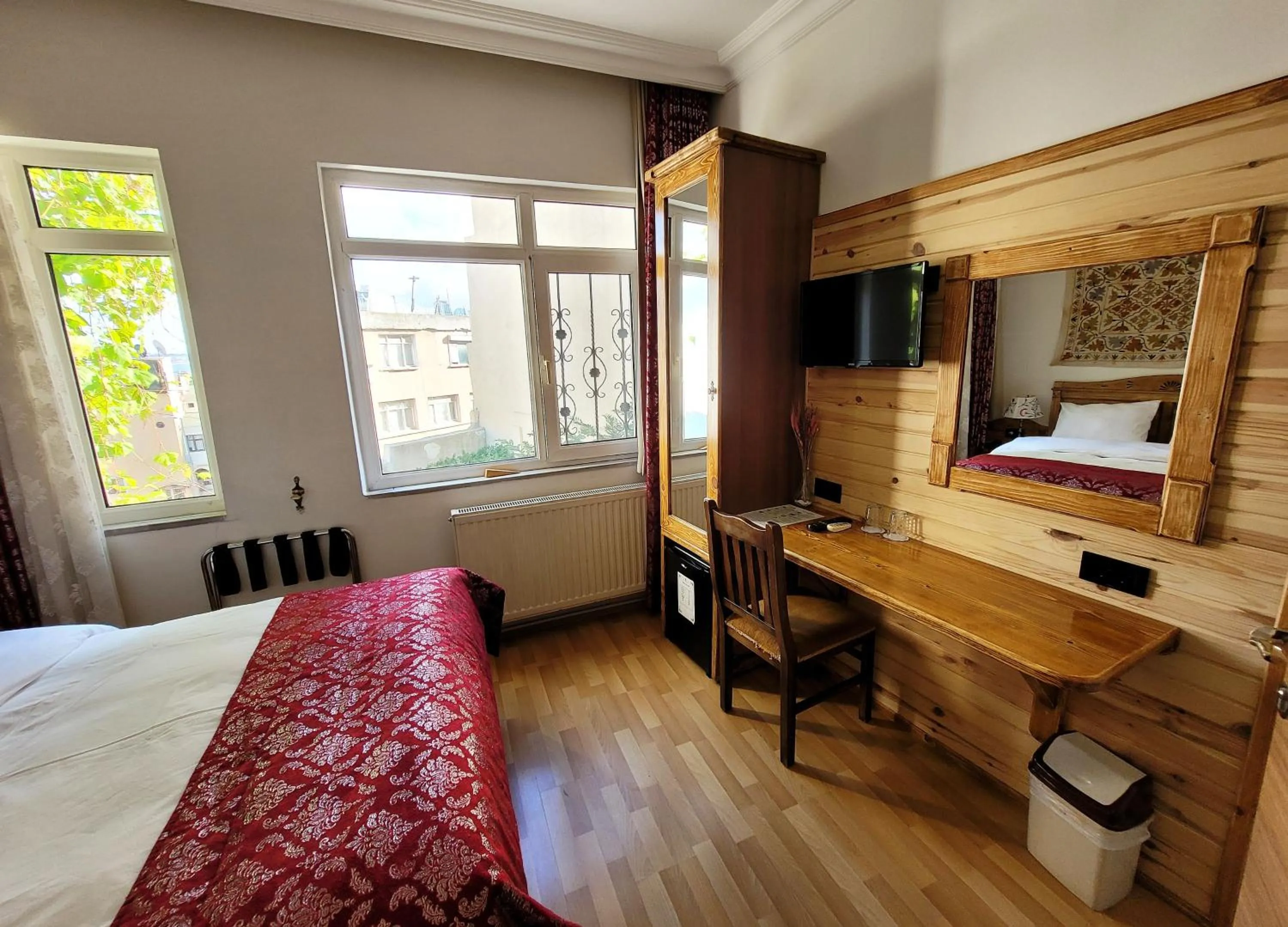 Bedroom, Bed in Marmara Guesthouse
