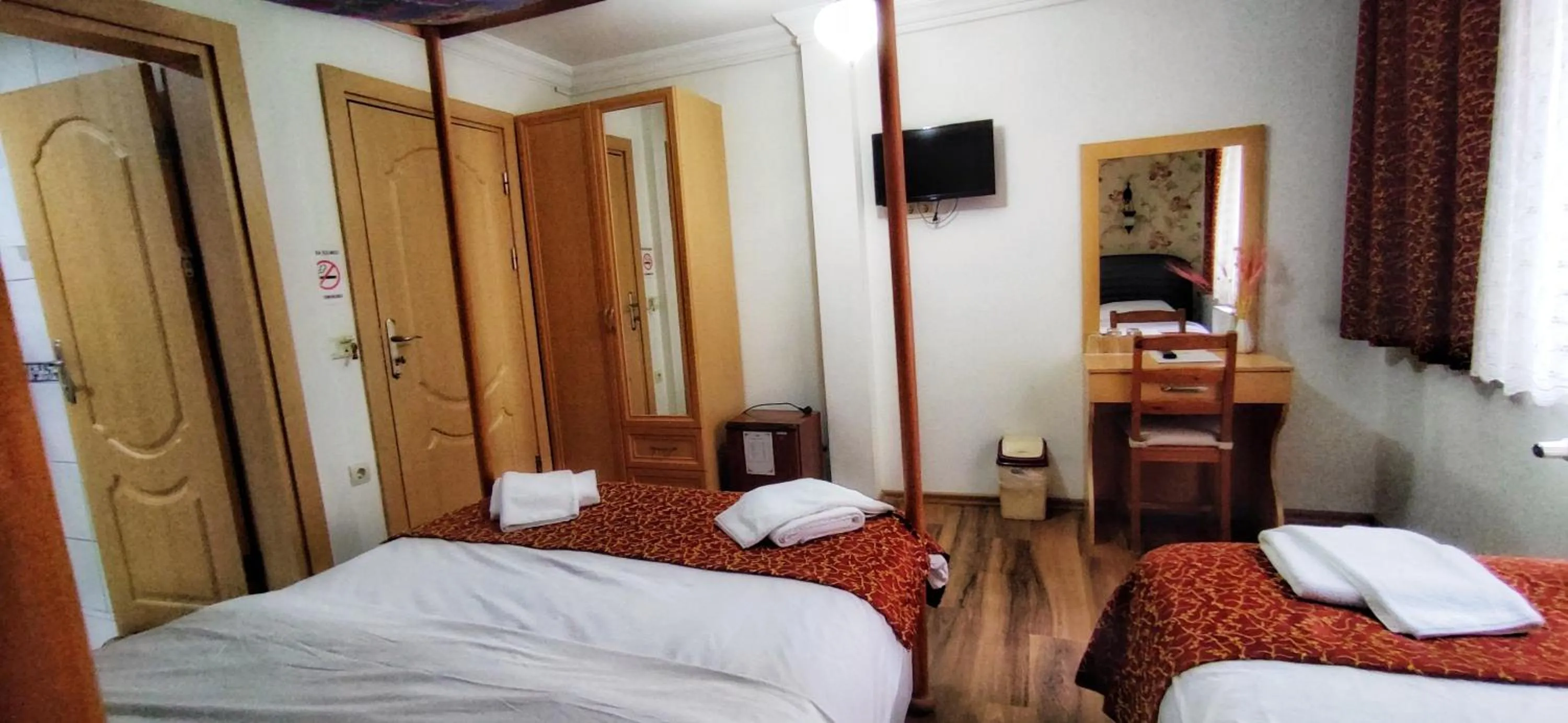 Photo of the whole room, Bed in Marmara Guesthouse
