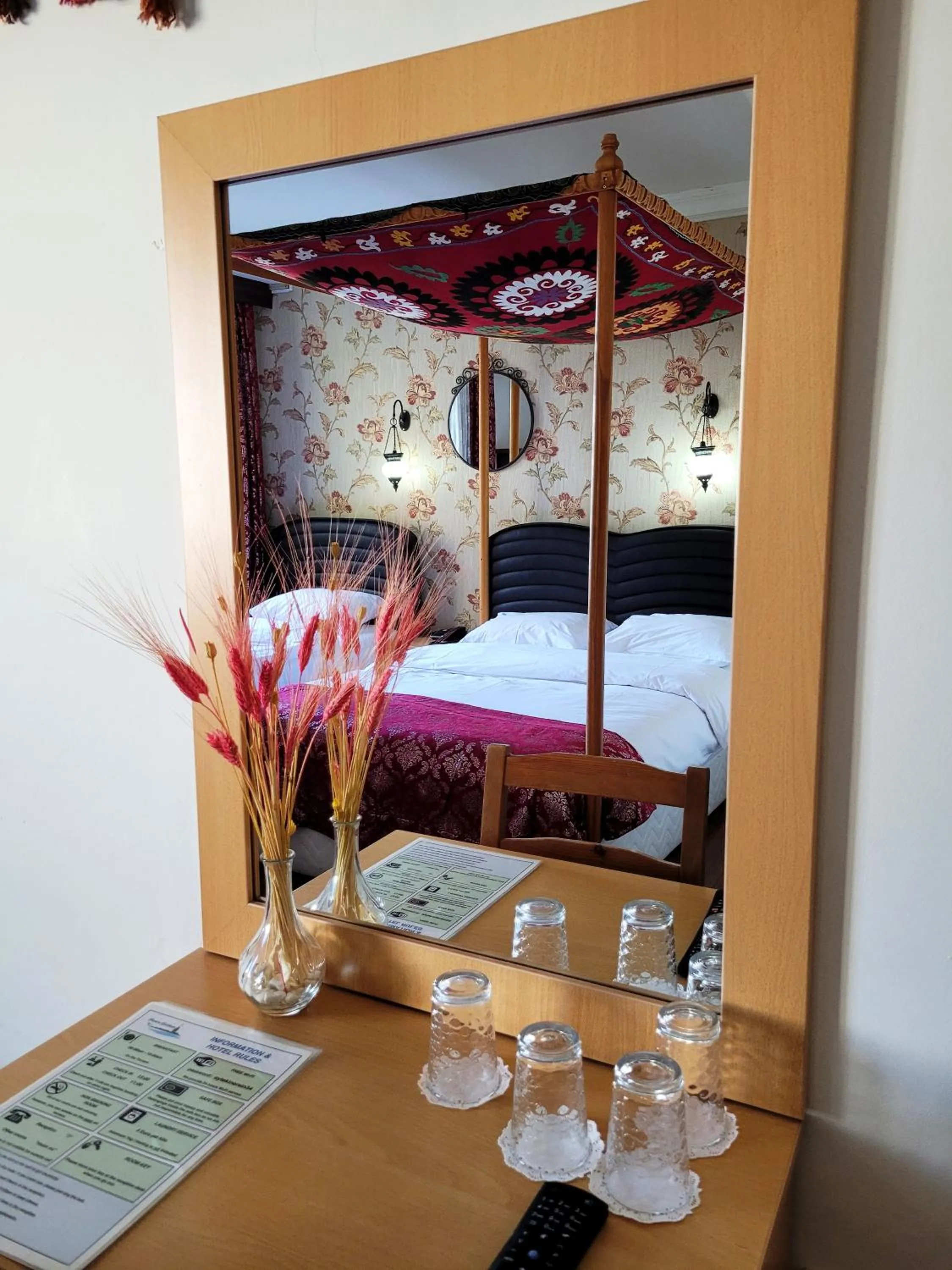 Bedroom, Bed in Marmara Guesthouse