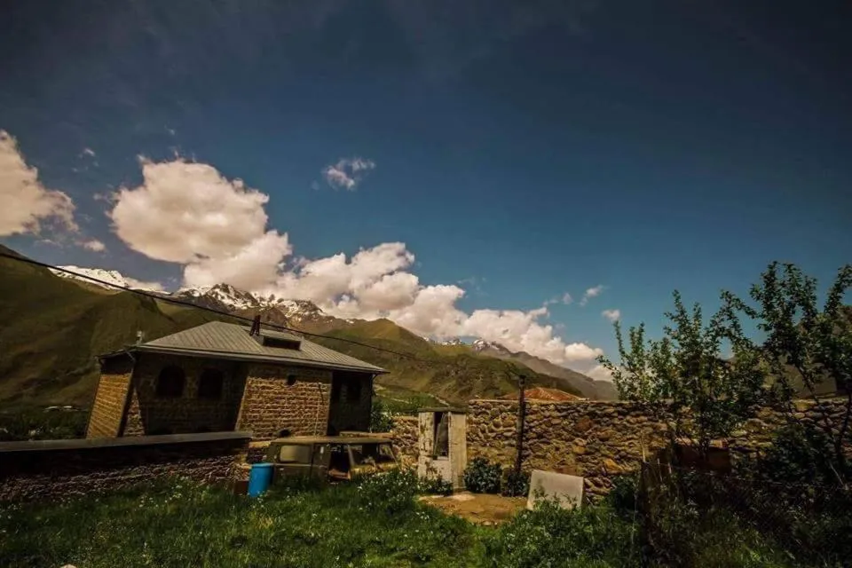 Guest House Elguja Qushashvili