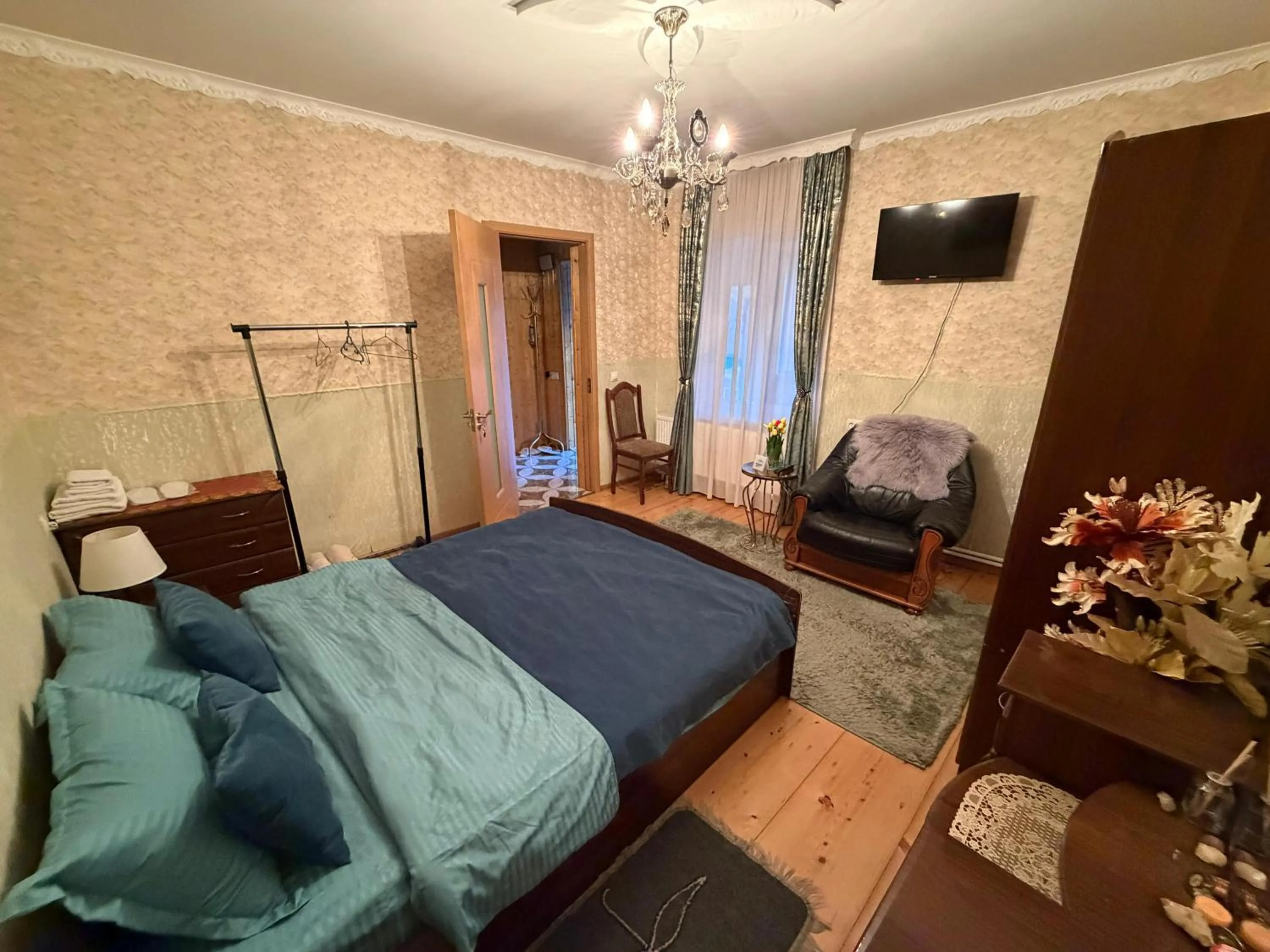 Bed in Guest House Elguja Qushashvili