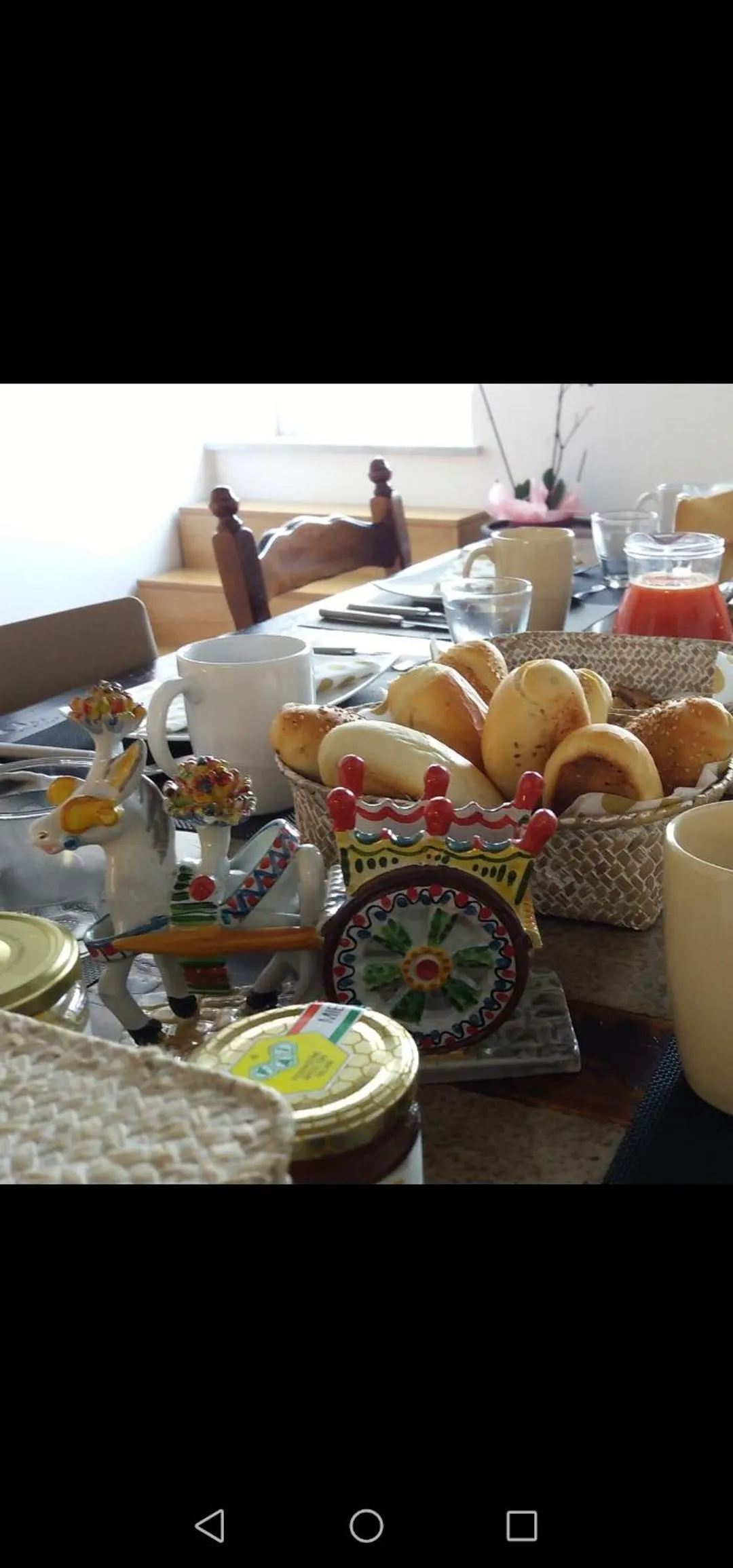 Living room in Ad Hoc Rooms