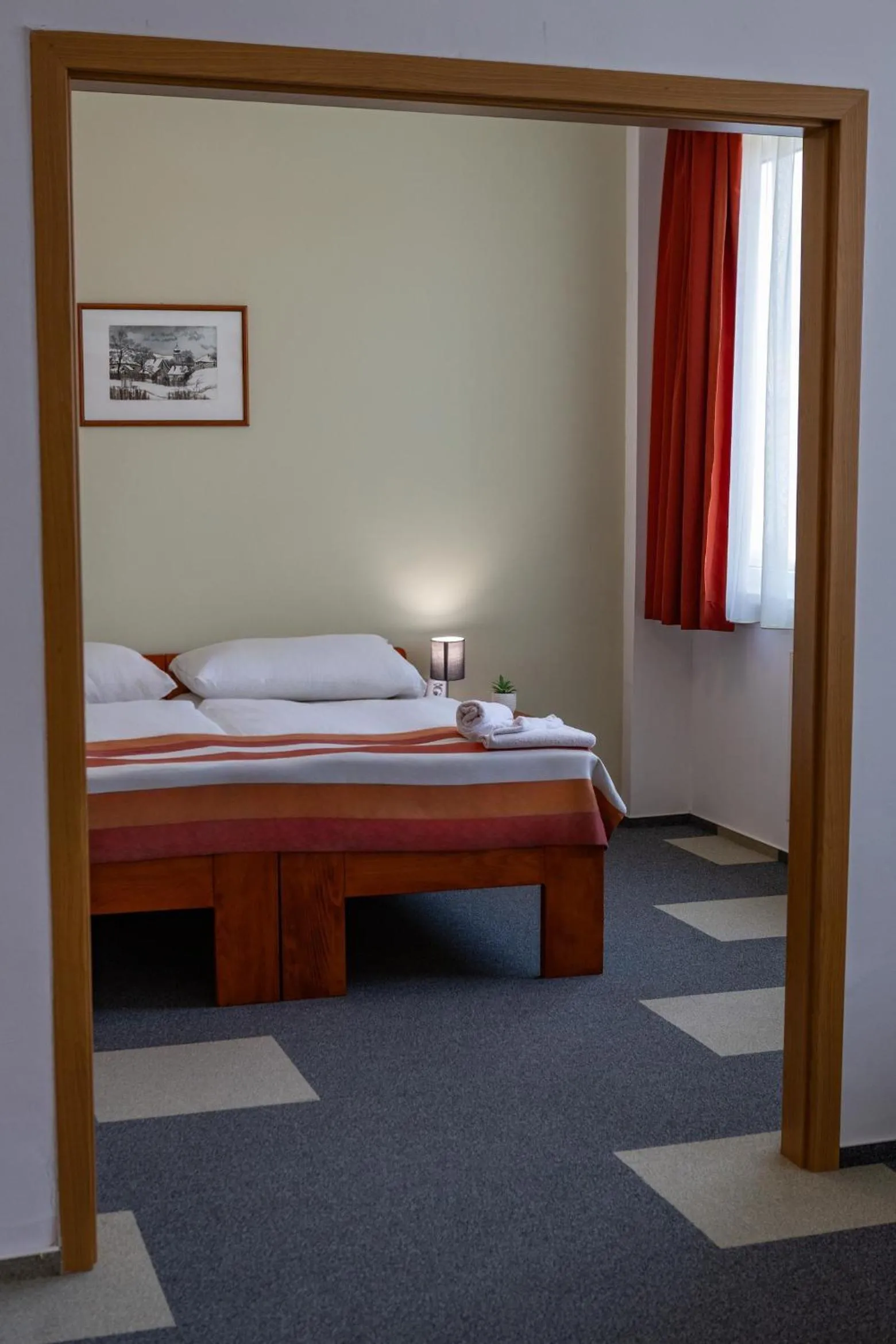 Bed in Fordan Hotel Pécs