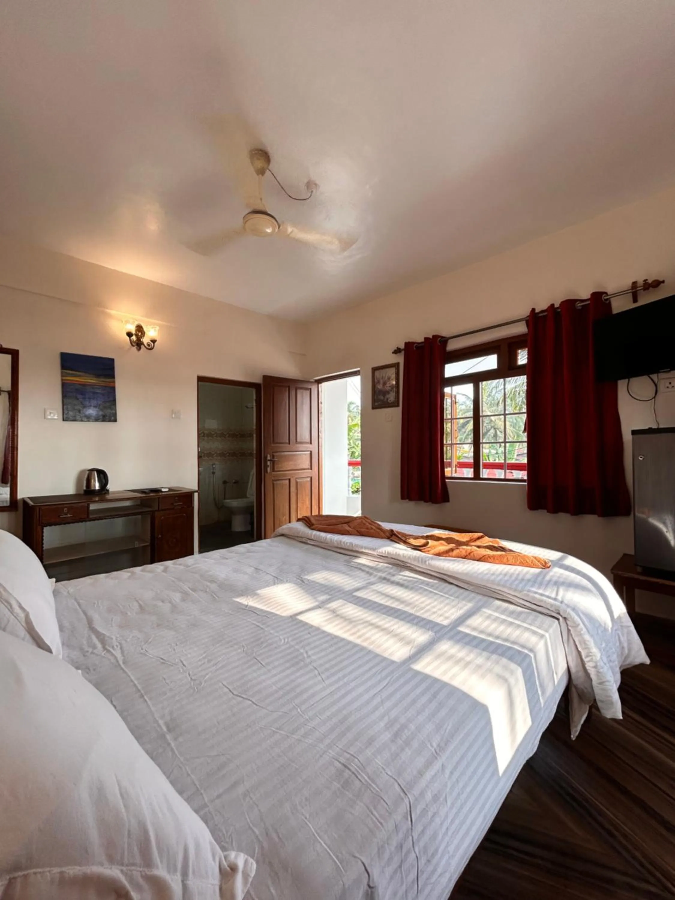 Bed in Maria Paulo Guest House Bar and Restaurant