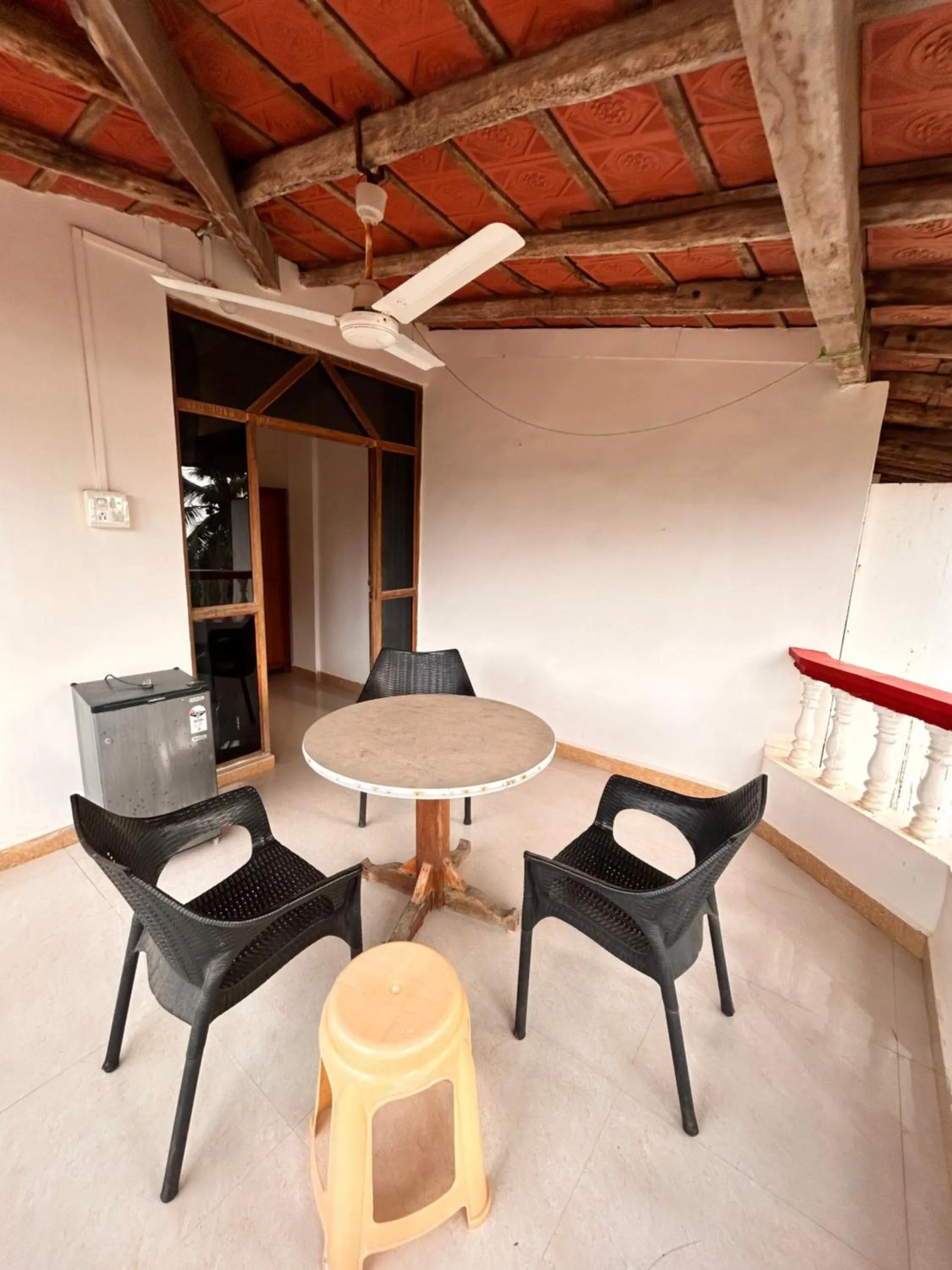 Seating area in Maria Paulo Guest House Bar and Restaurant