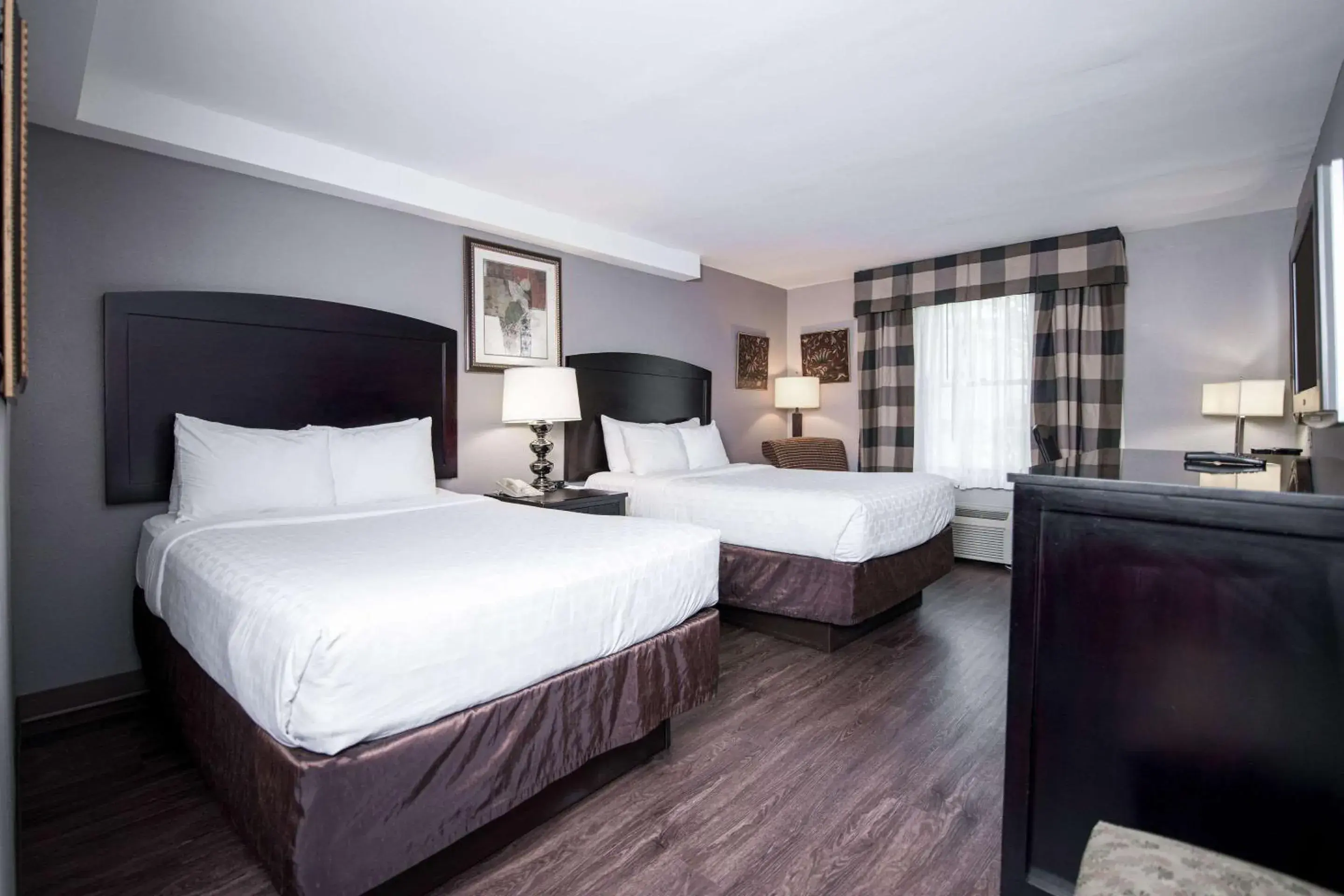 King Room - Non-Smoking in Clarion Hotel & Conference Center Leesburg King Room - Non-Smoking in Clarion Hotel & Conference Center Leesburg