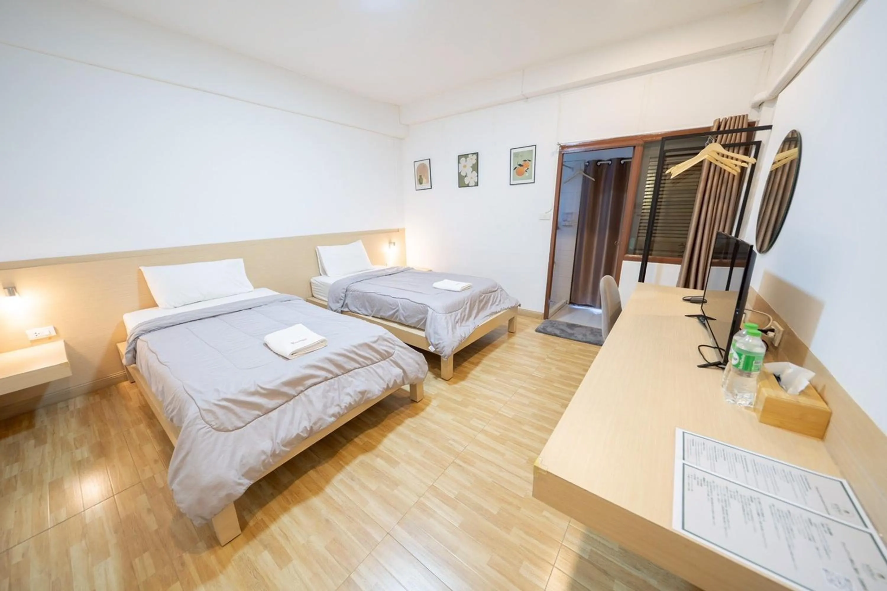 Bed in Koenji Guest House & Bar Chiang Mai