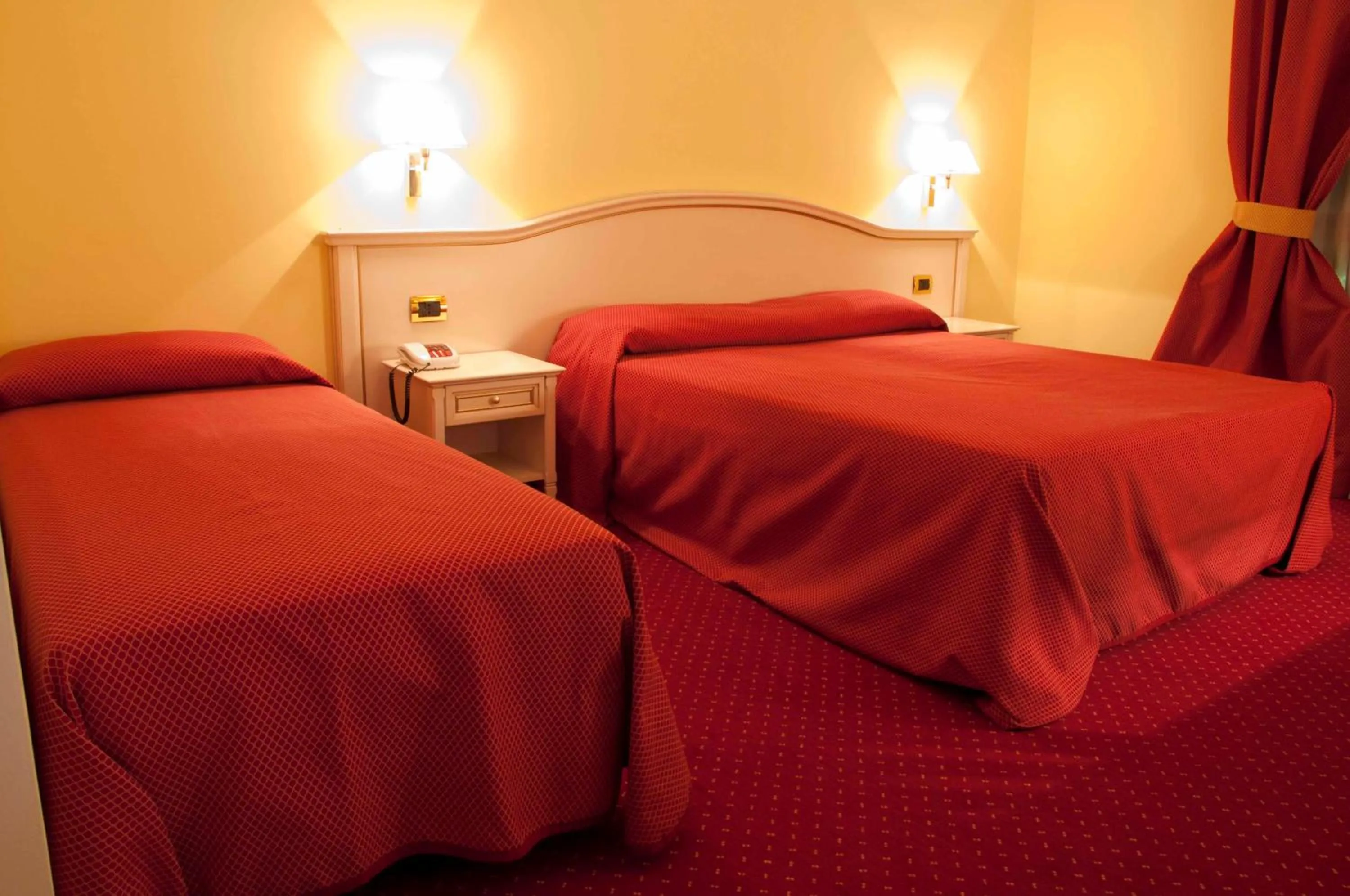 Bedroom, Bed in Hotel Il Duca Del Sannio