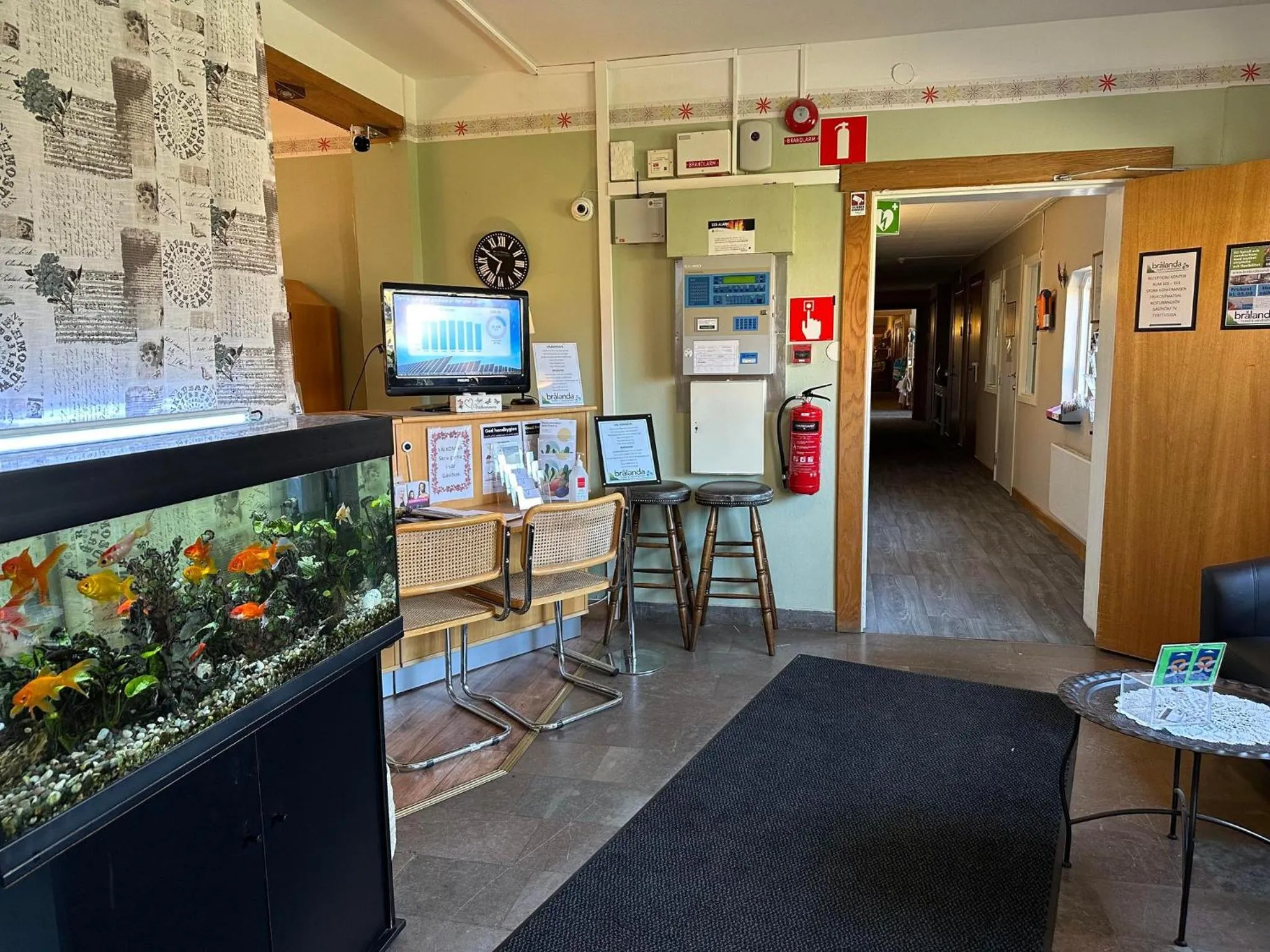 Property building in Brålanda Hotell och Vandrarhem