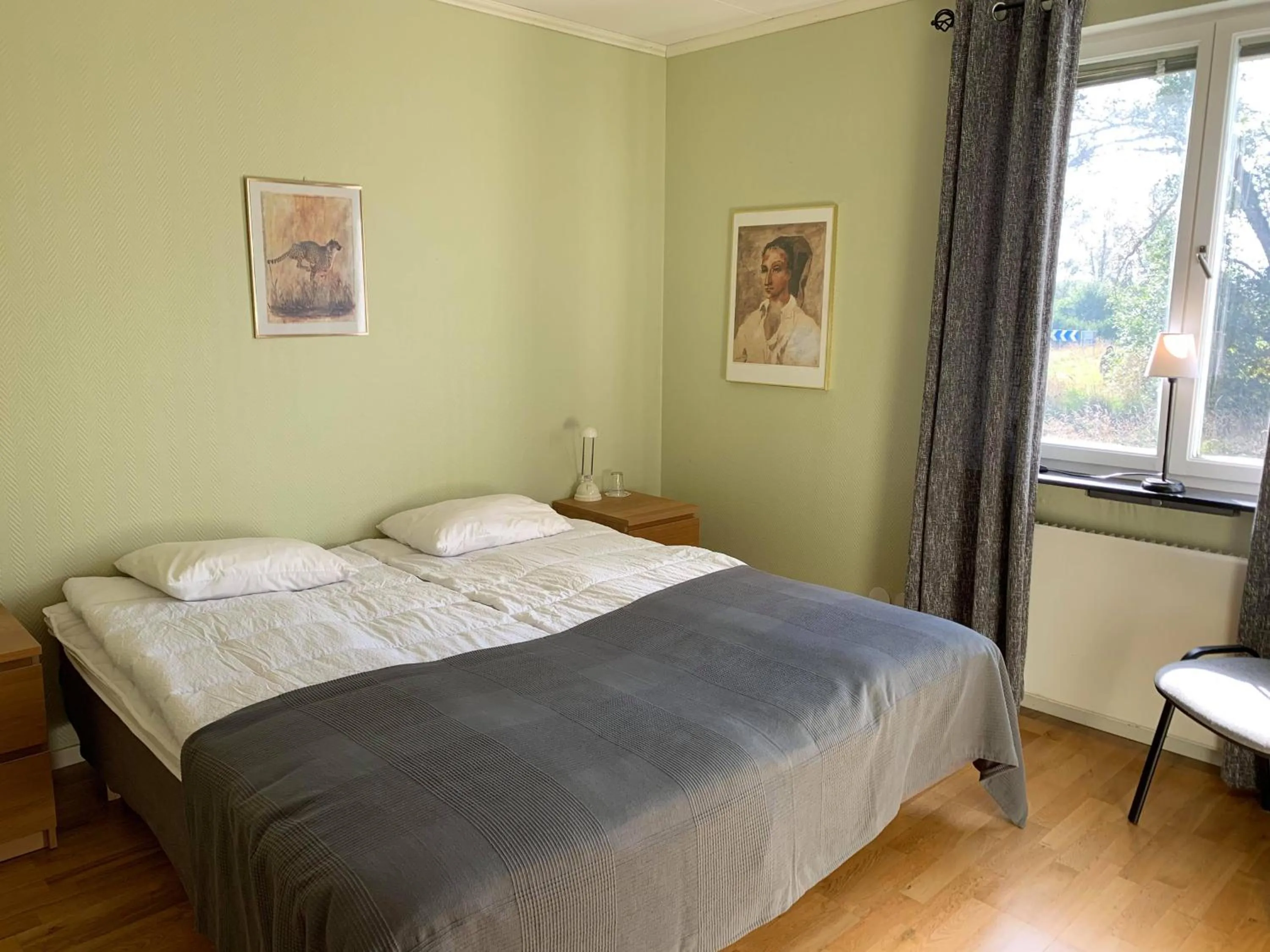 Bed in Brålanda Hotell och Vandrarhem