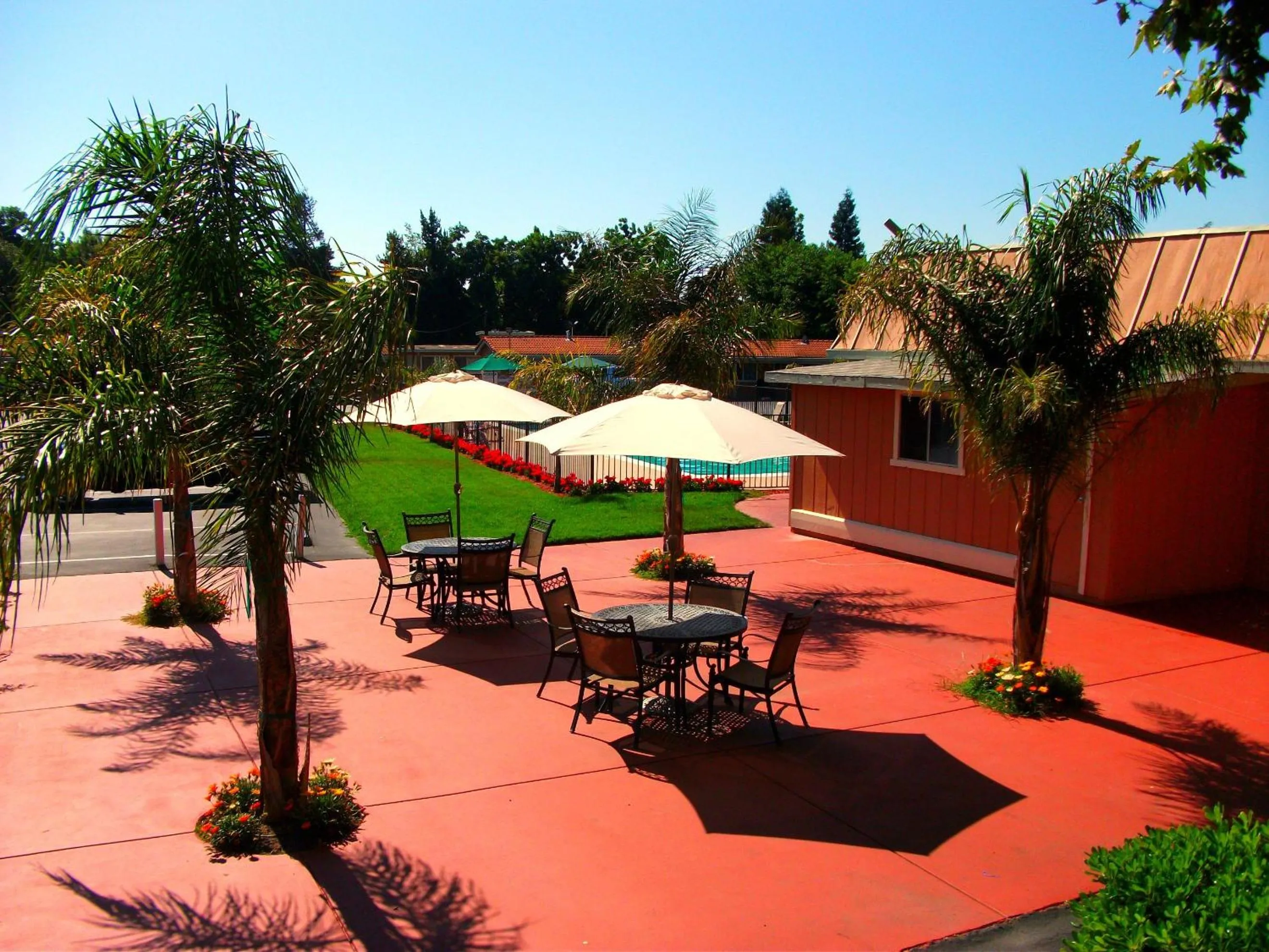 Patio in Tri-Valley Inn & Suites