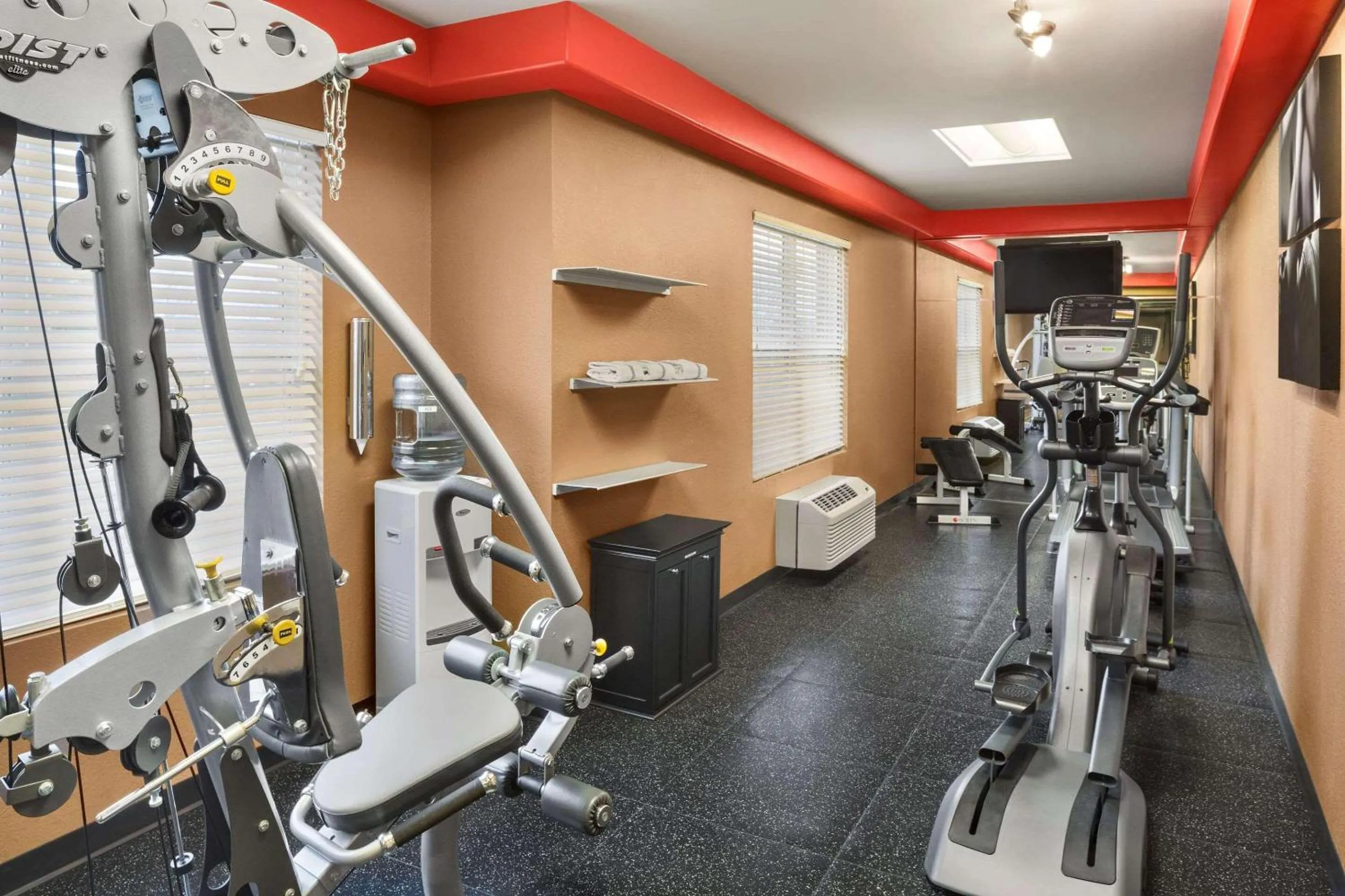 Fitness centre/facilities in Country Inn & Suites by Radisson, Lexington, KY